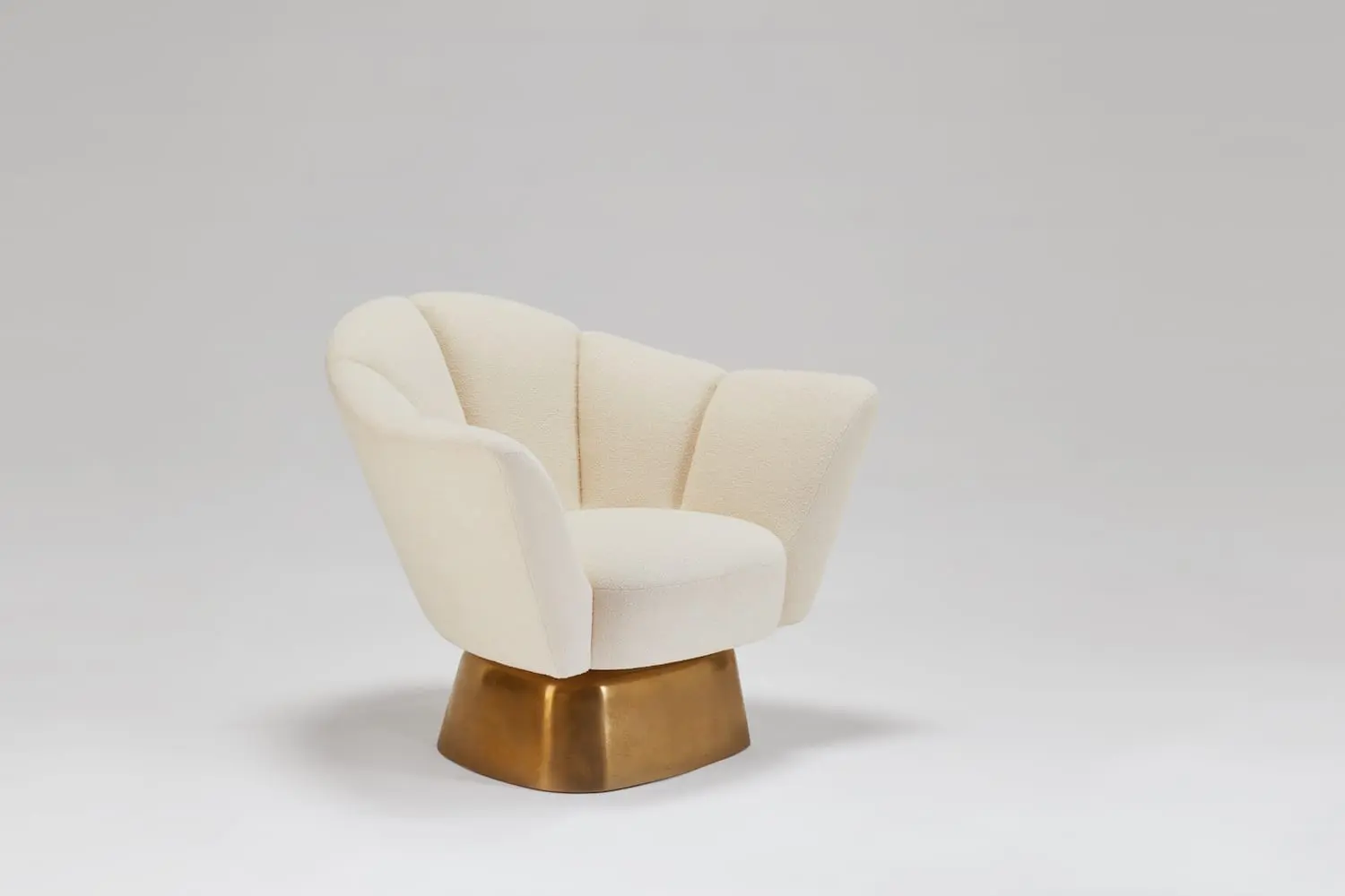 Armchair Welcome Back by Damien Langlois-Meurinne DLM- The Invisible Collection