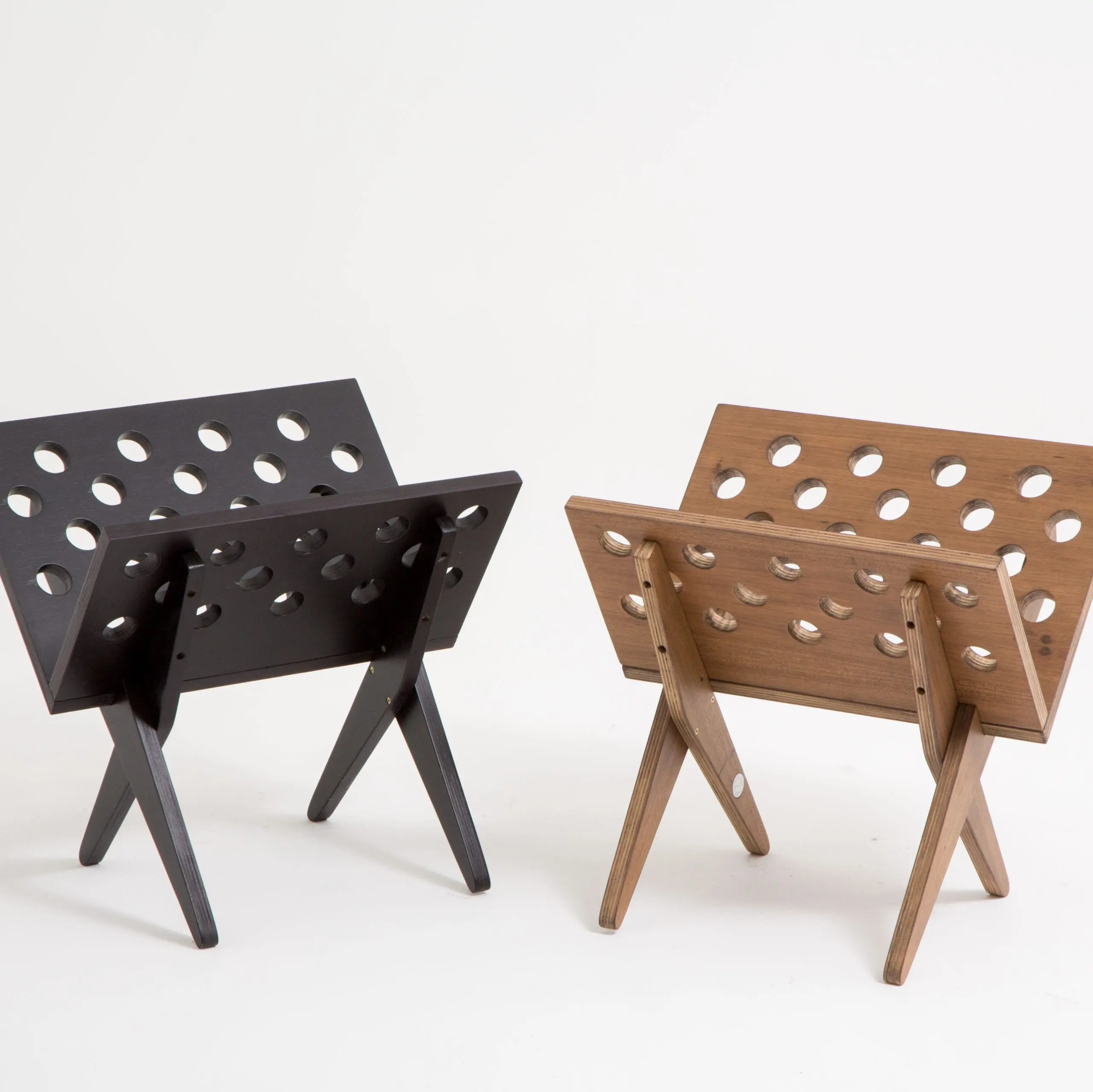 The_Invisible_Collection_Etel_Nini_Magazine_Holder