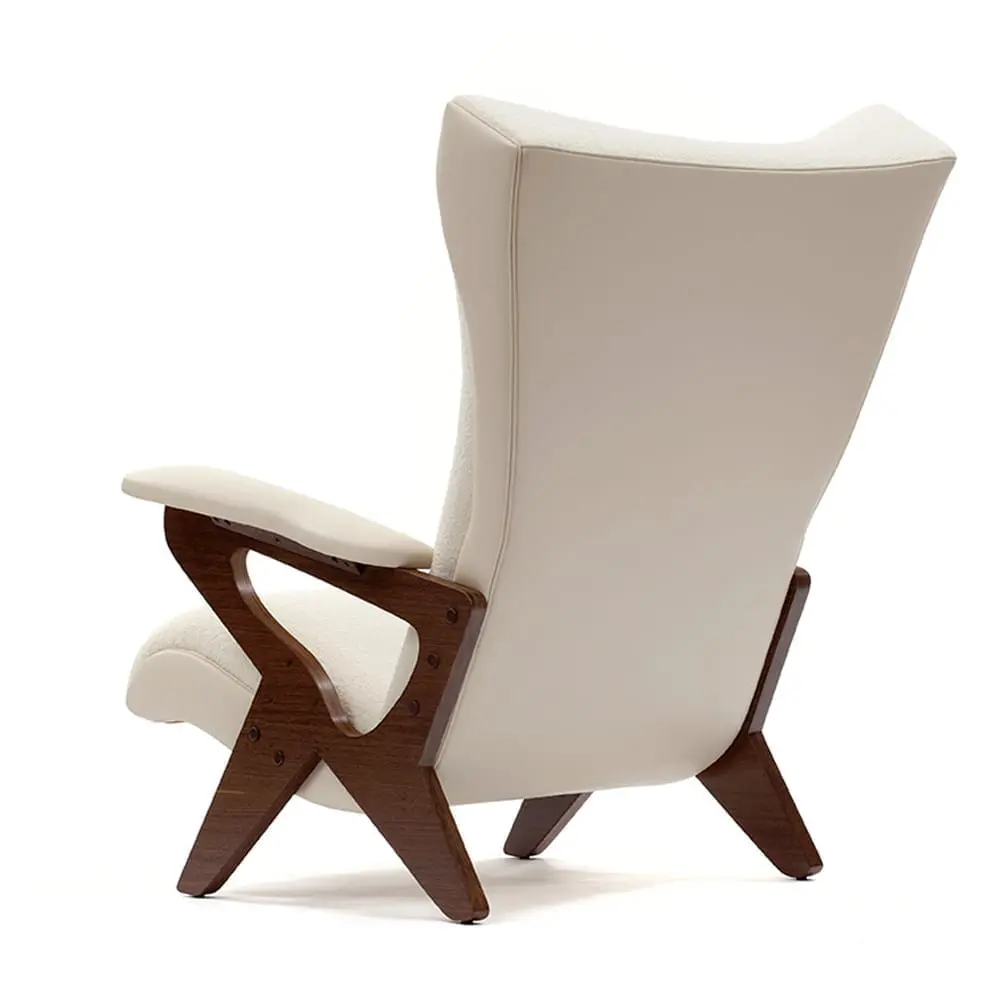 The_Invisible_Collection_Etel_R_Armchair