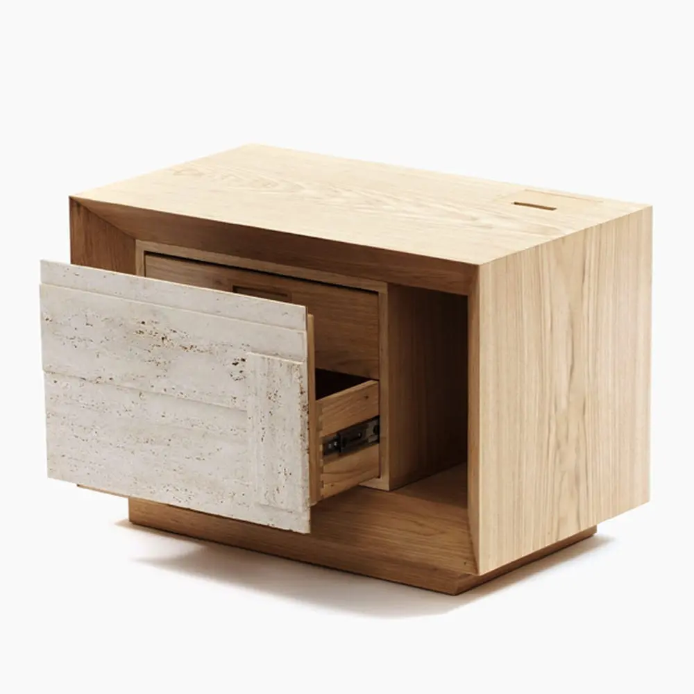 The_Invisible_Collection_Etel_Willys_Nightstand