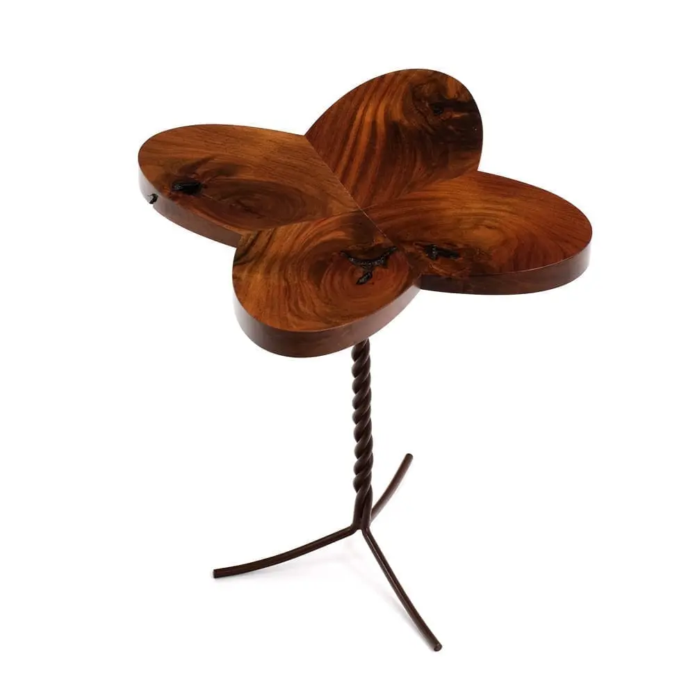 TheInvisibleCollection_ETEL_table_d_appoint_Sem_Vergonha_1