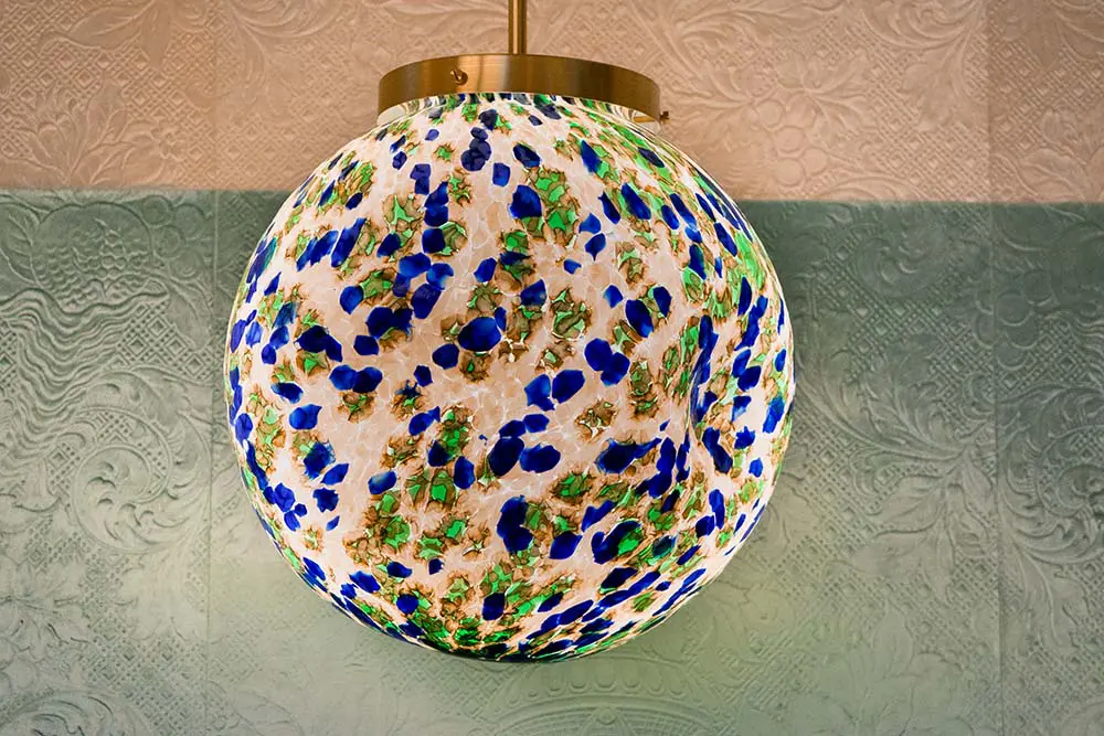 TheInvisibleCollection_PierreGonalons_WallLamp_Green&Blue3