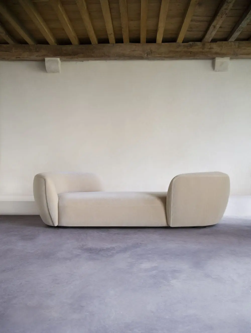TheInvisibleCollection_PierreAugustinRose_ConfidentSofa5