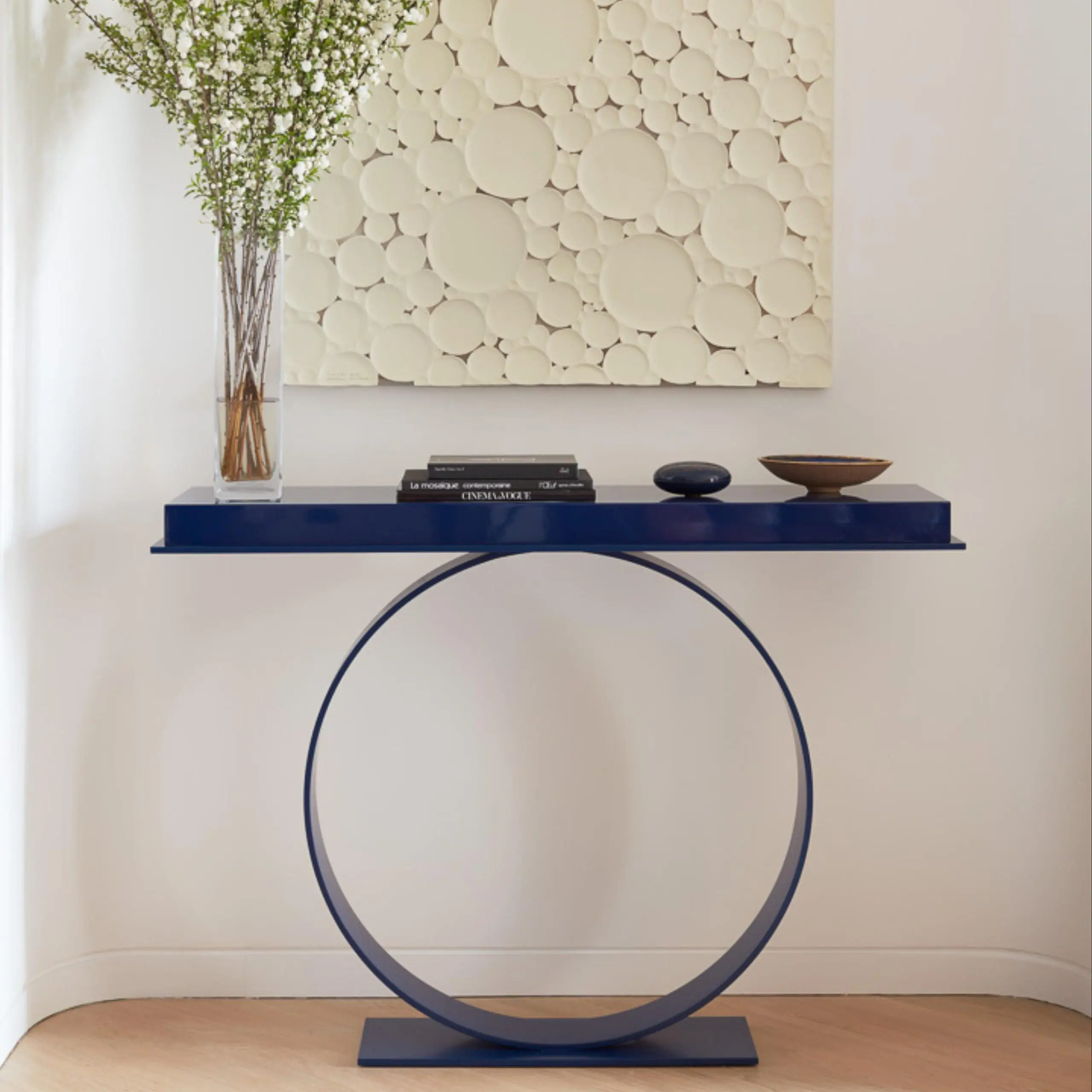 TheInvisibleCollection_LeBerreVevaud_NanoConsole_Hover