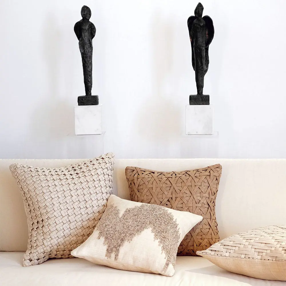 TheInvisibleCollection_KuboCurated_UdonWeave_NEWHOVER