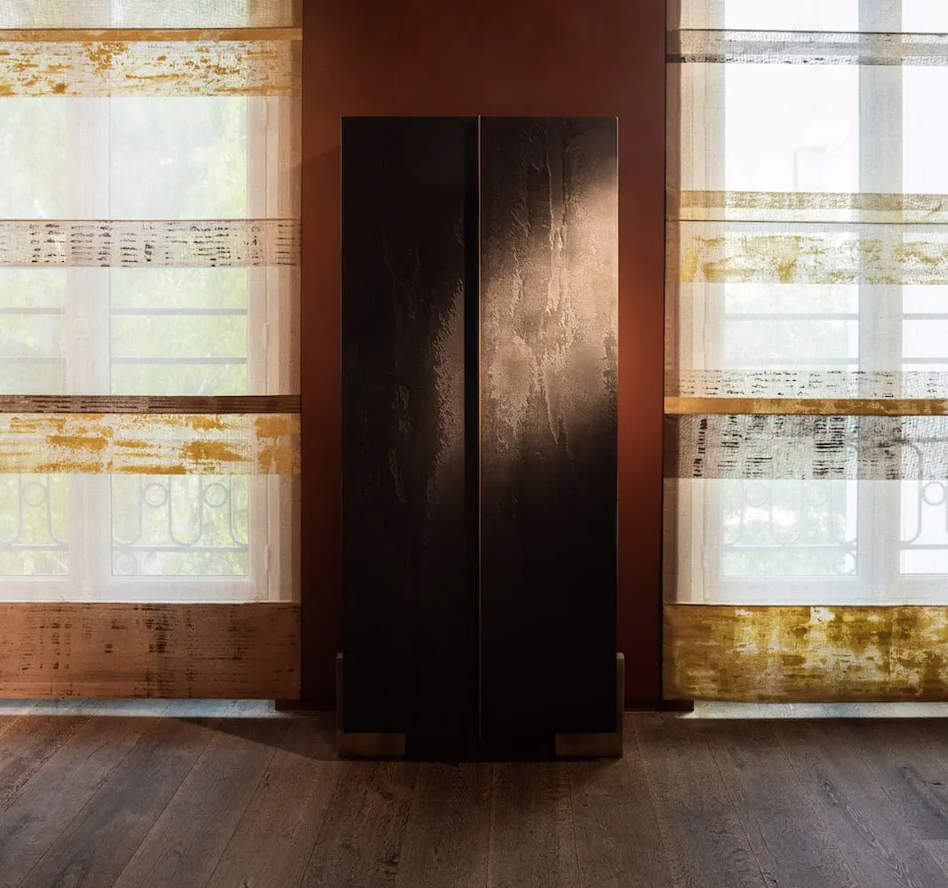 The Invisible Collection -Pierre Bonnefille -Cabinet Bloc Carbone