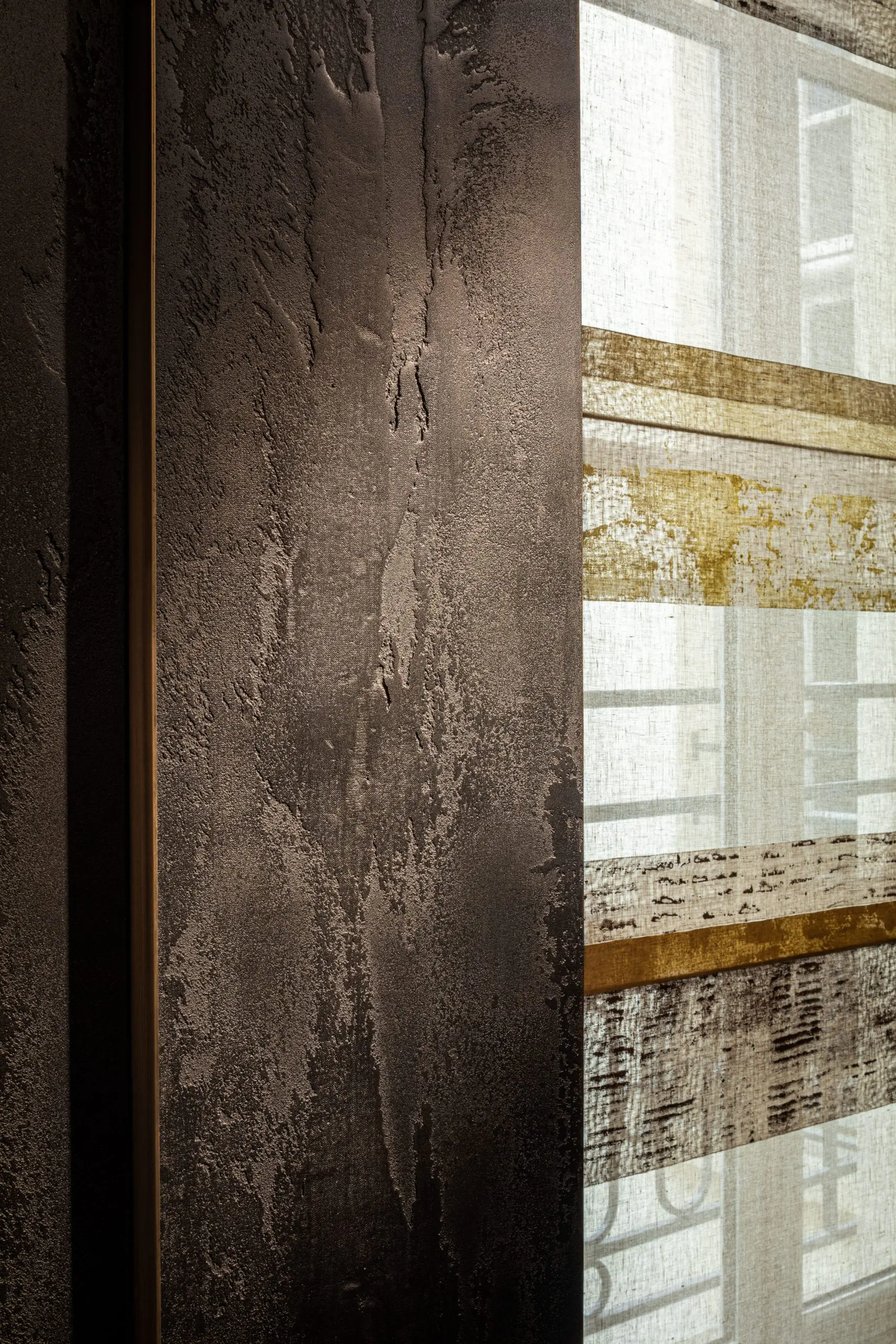 The Invisible Collection -Pierre Bonnefille -Cabinet Bloc Carbone