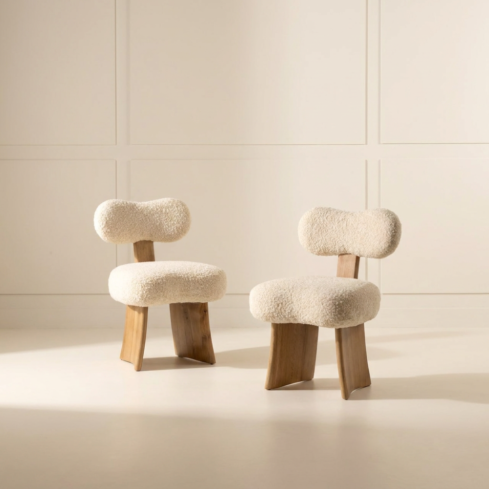 InvisibleCollection_Hamrei_Peanut_Chair_Pierre_Frey_Boucle