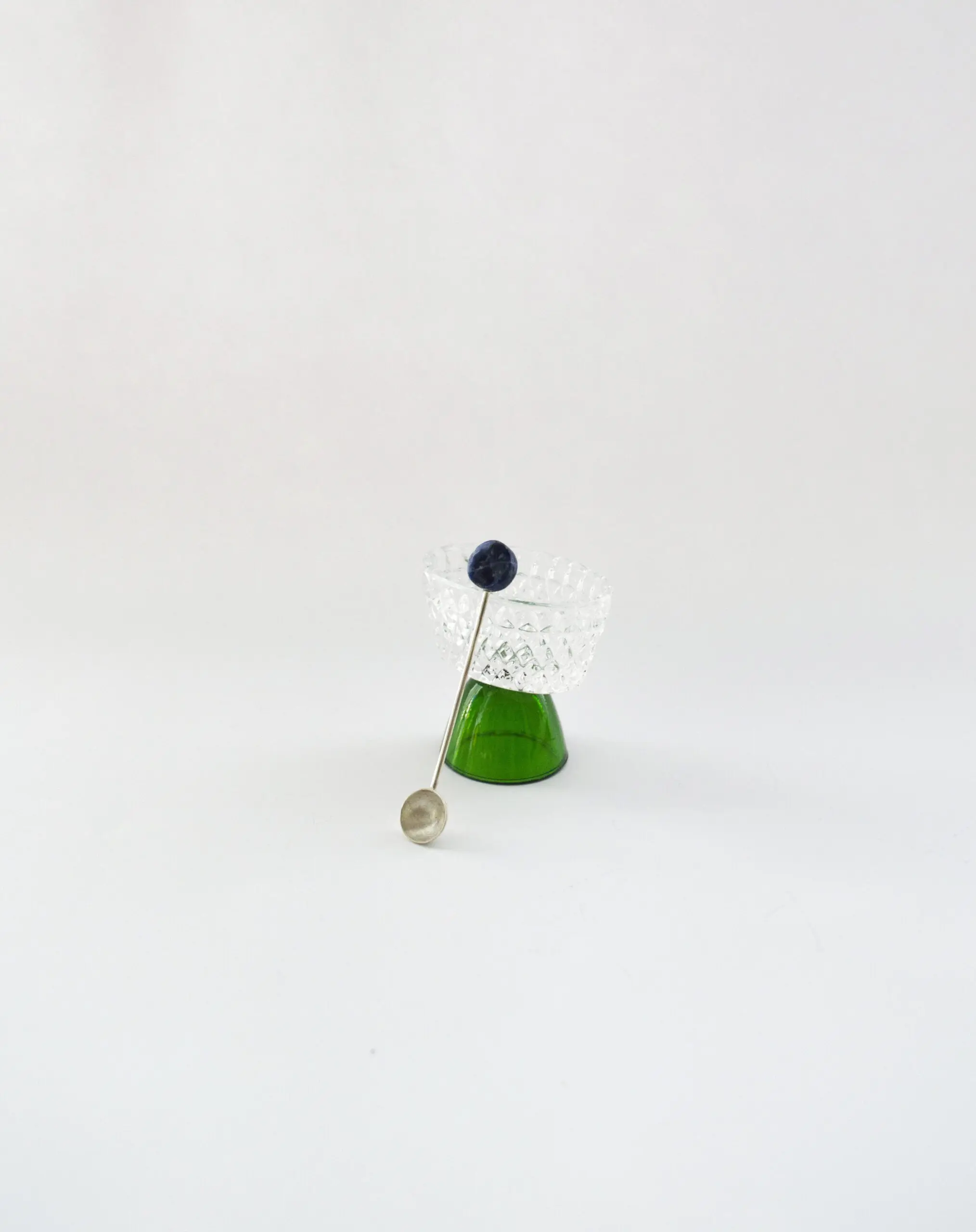 TheInvisibleCollection_Clubroom_NataliaCriado_DiamantinoSaltCellar_1