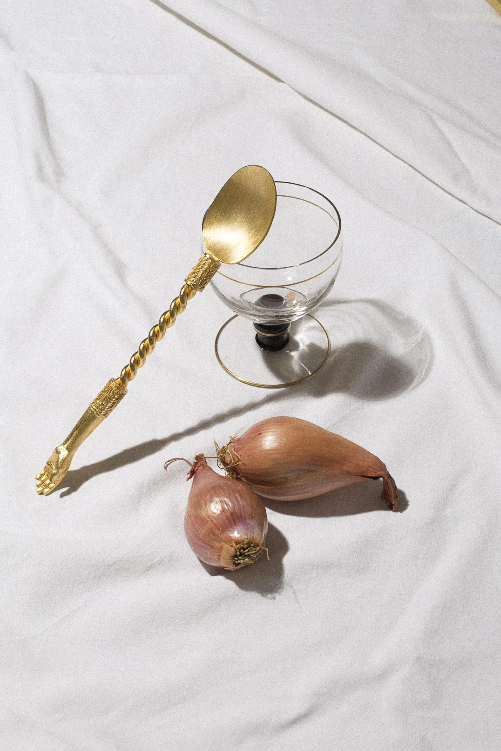 TheInvisibleCollection_Clubroom_NataliaCriado_SetHandServerSpoon_1