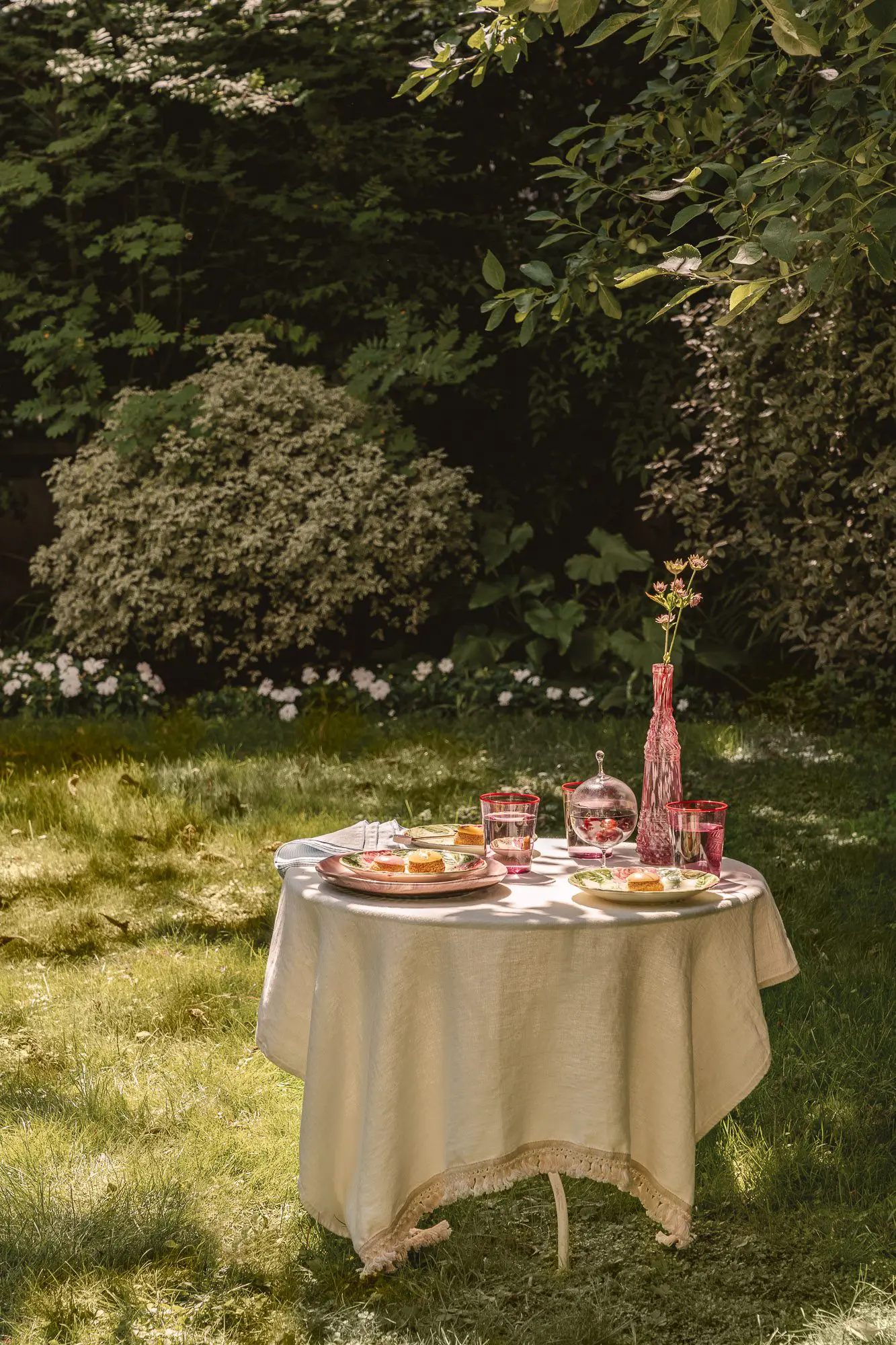 Clubroom_TheInvisibleCollection_Giberto_SpringSetof6RoseGlasses_13