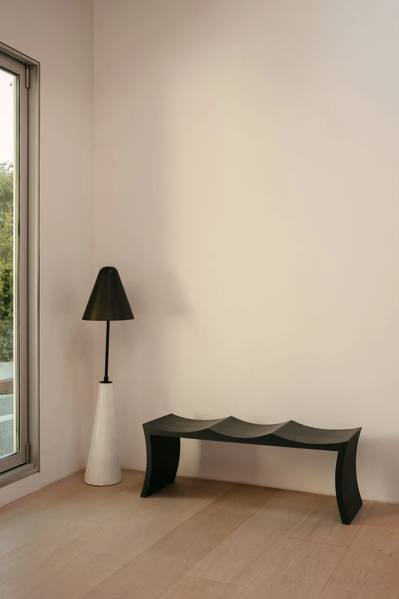 InvisibleCollection_Garcé&Dimofski_CarlFloorLamp_1
