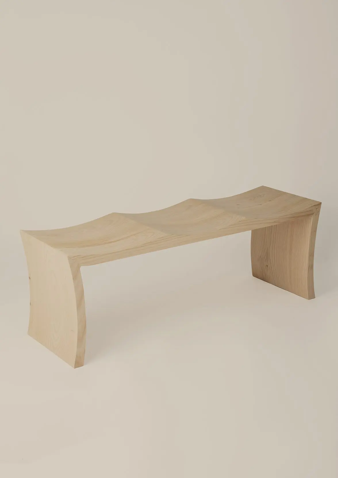 InvisibleCollection_Garce&Dimofski_OsciBenchNatural_2