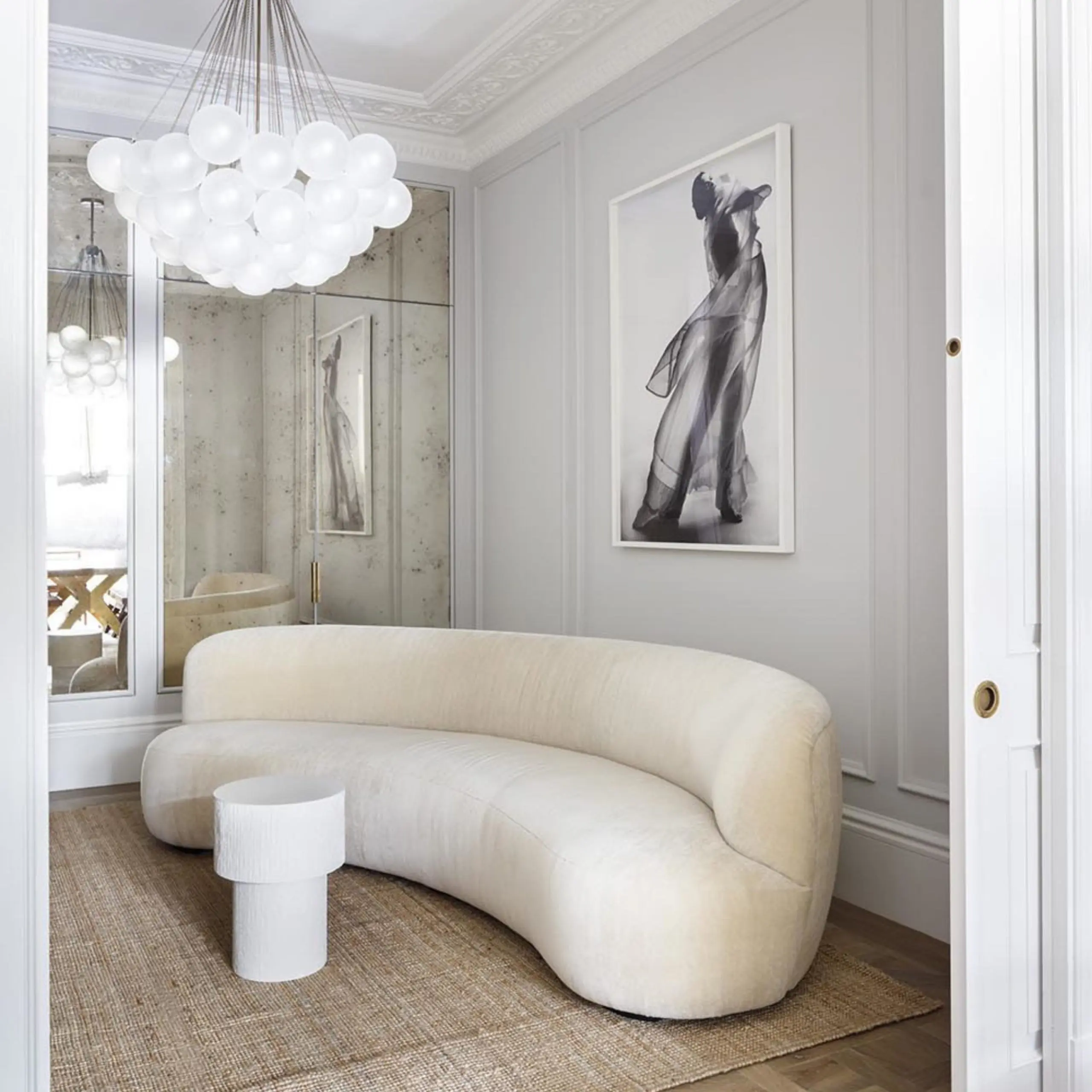 TheInvisibleCollection_Pierre_Augustin_Rose_280_Sofa_Hover