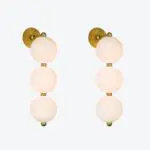 Pair Of Boucle d’Oreille Sconces