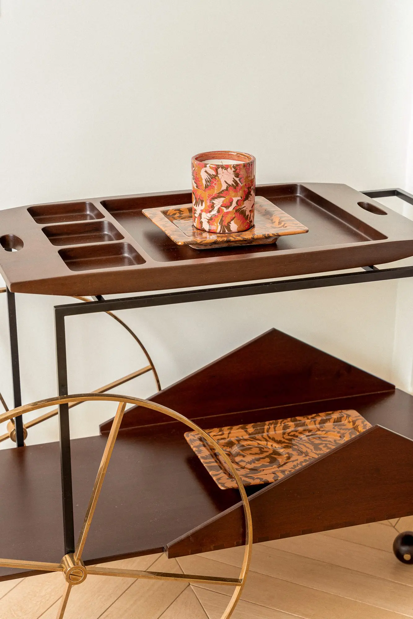 TheInvisibleCollection_Clubroom_GillesDewavrin_MorrisCandle_6