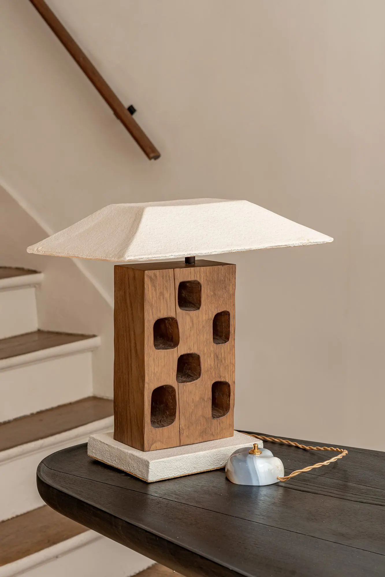 TheInvisibleCollection_Clubroom_Giberto_LightSwitchAgata_79
