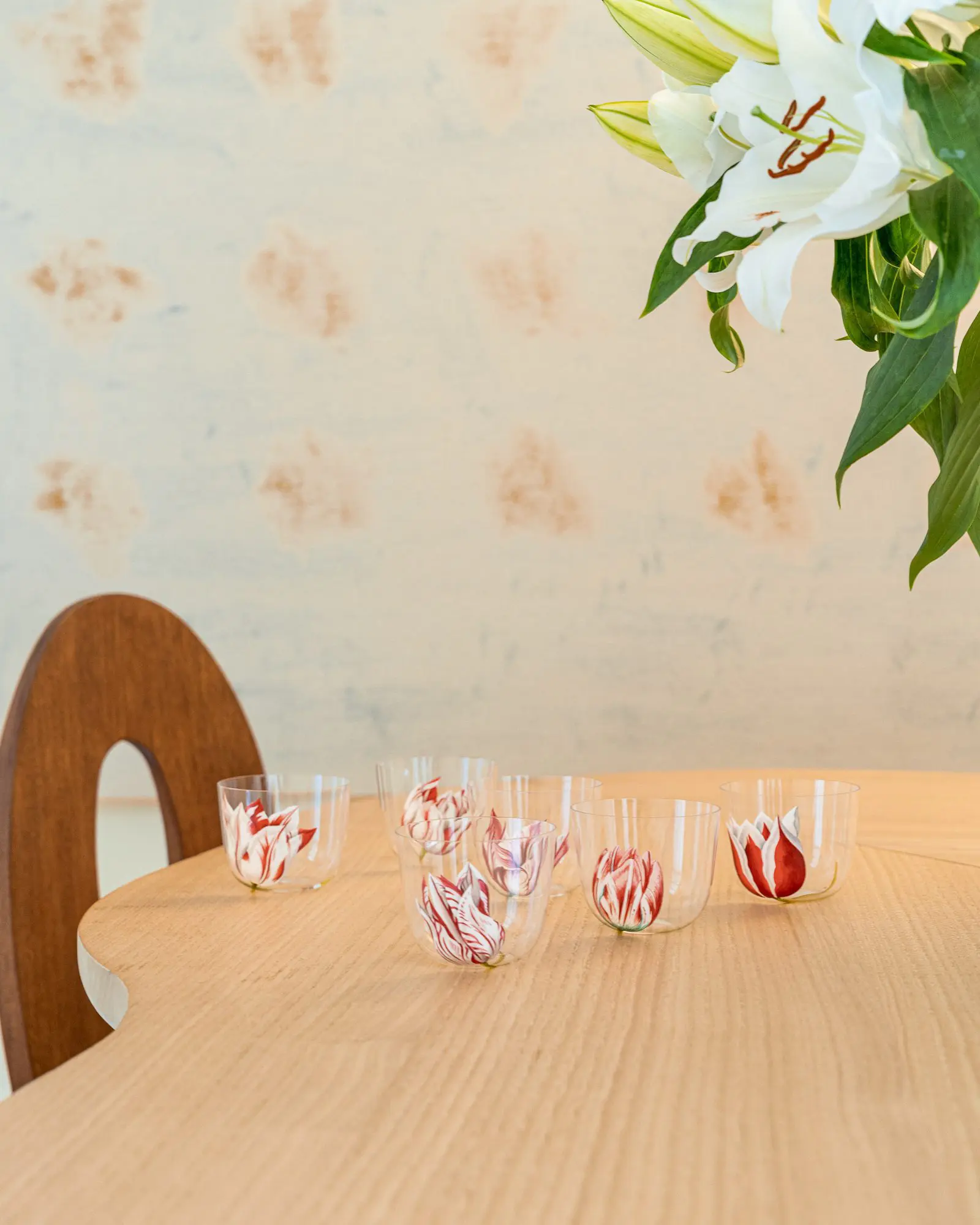 TheInvisibleCollection_Clubroom_Lobmeyr_Setof6TulipmaniaWaterTumblers_1
