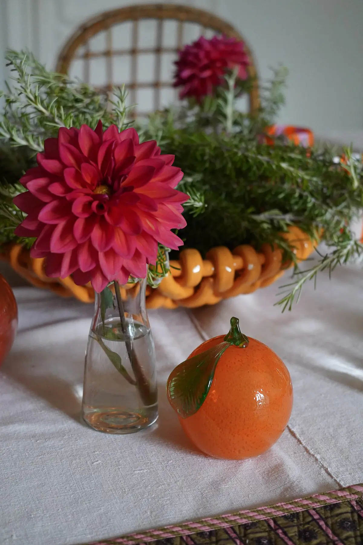 TheInvisibleCollection_Clubroom_ChateauDeMaMère_OrangeBlownGlass_Hover