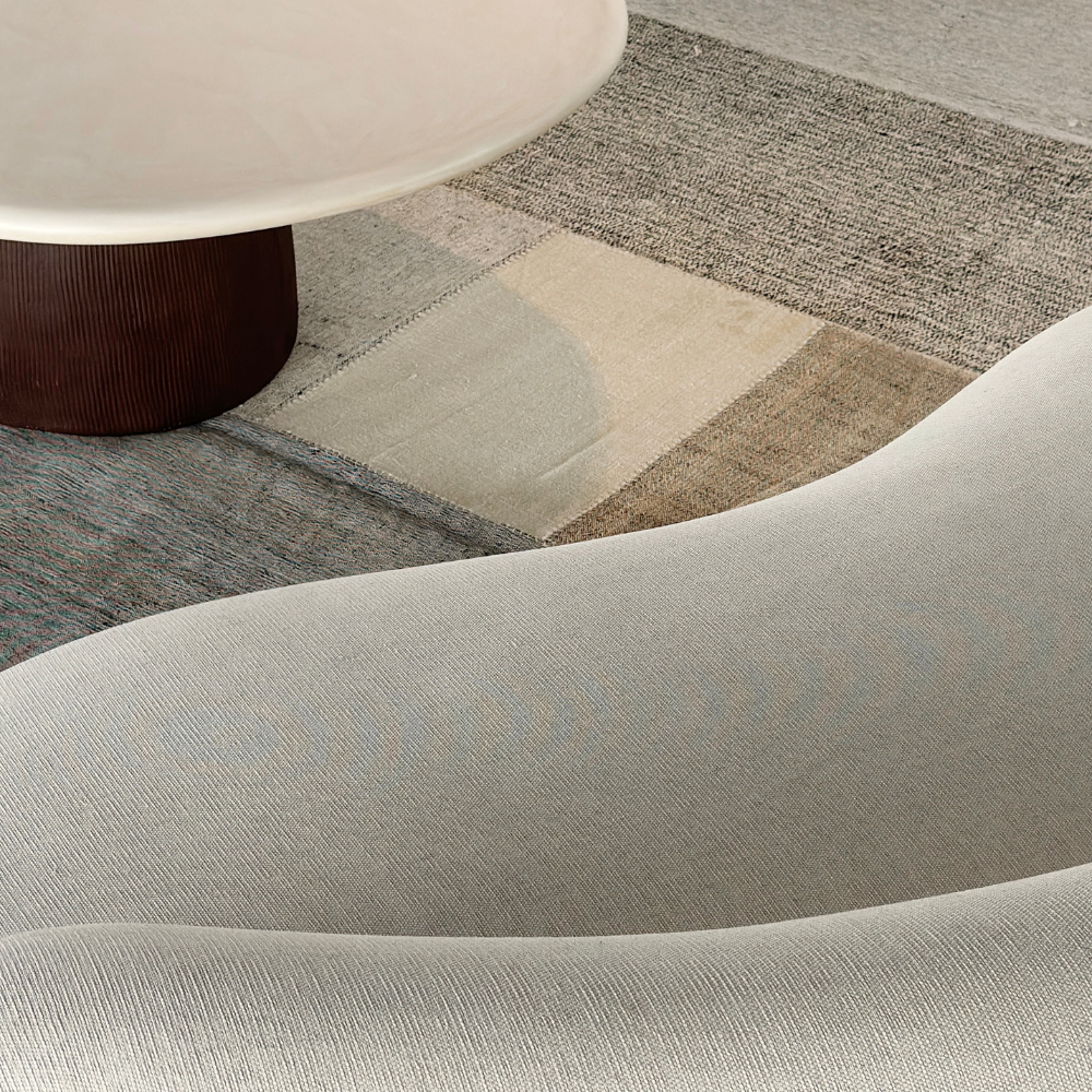 InvisibleCollection_Hamrei_Umbo_Sofa (3)