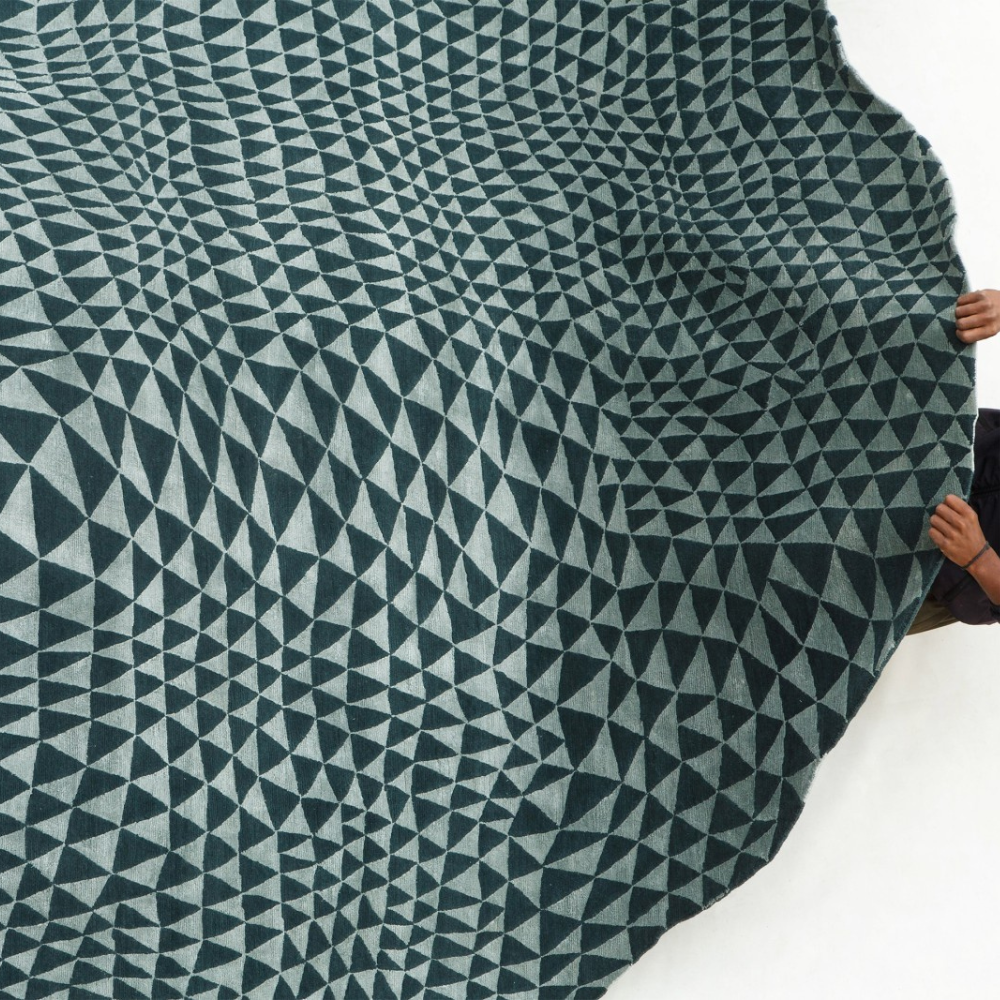 InvisibleCollection_AtelierFevrier_ElissRugBlue (4)