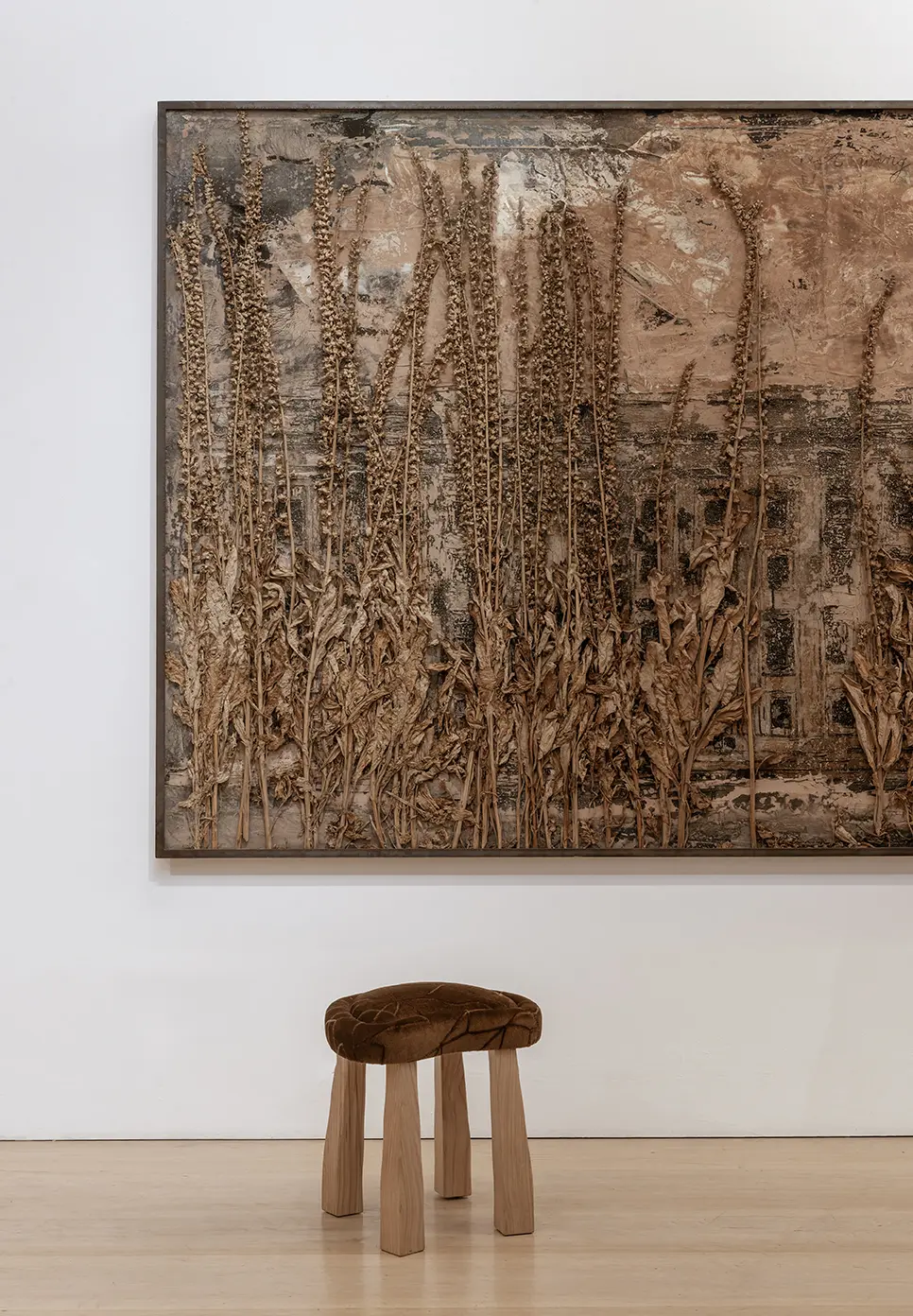 InvisibleCollection_GarceDimofski_FredStool_1_Philips