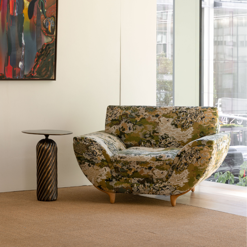 InvisibleCollection_Charlotte_Biltgen_Ettore_Armchair (2)