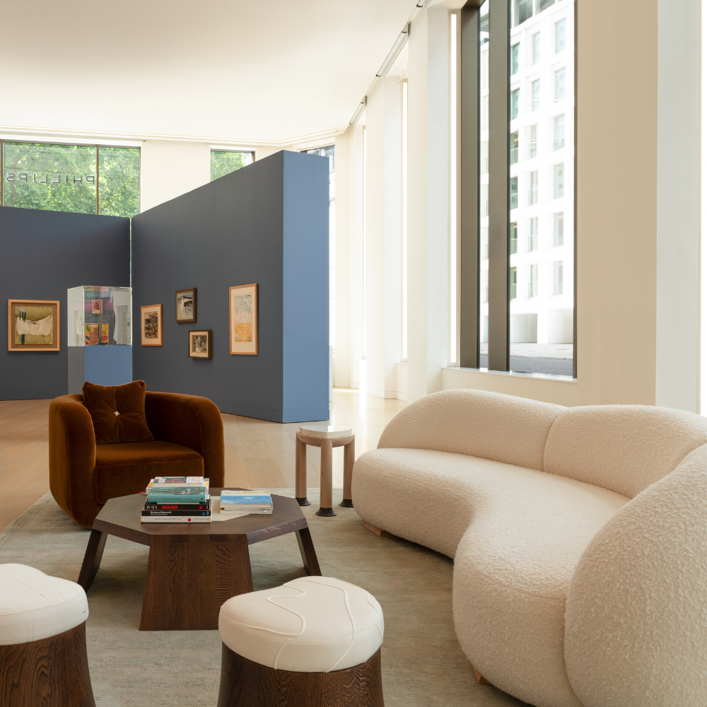 InvisibleCollection_Monte_Sofa_SpontiniArmchair_RoseStool