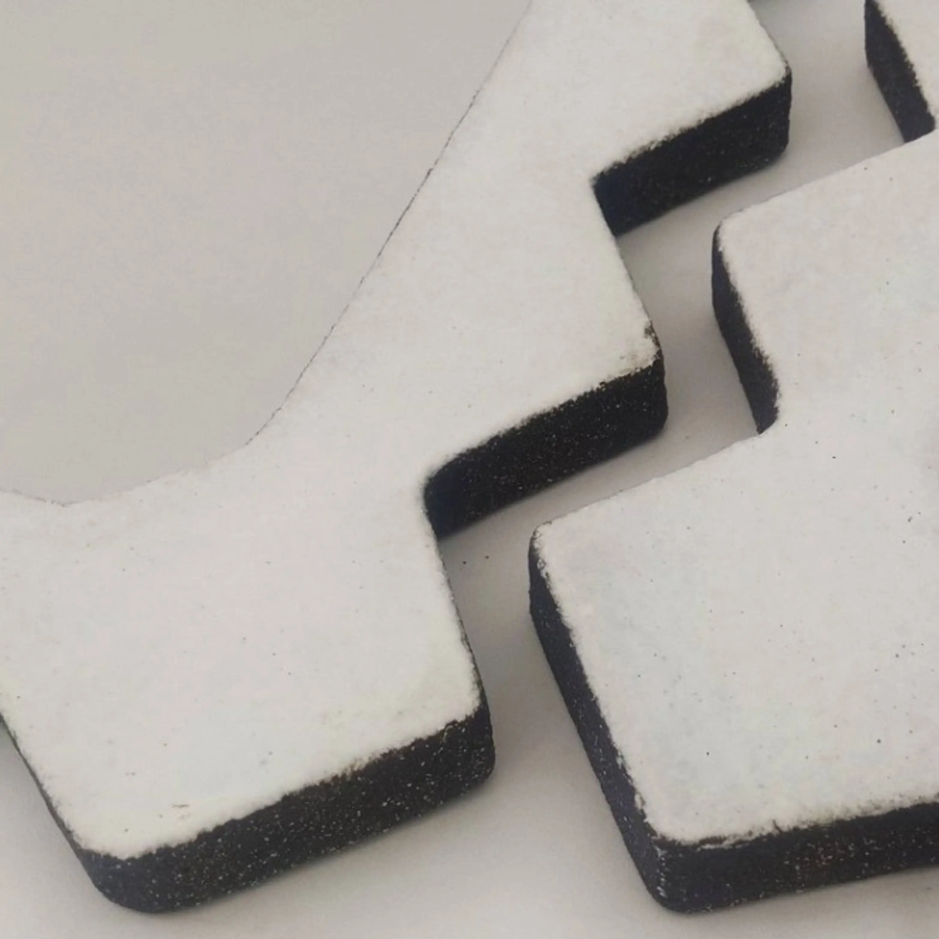 Dark Brown Stoneware Glazed - White