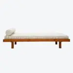L01 Godot Bed