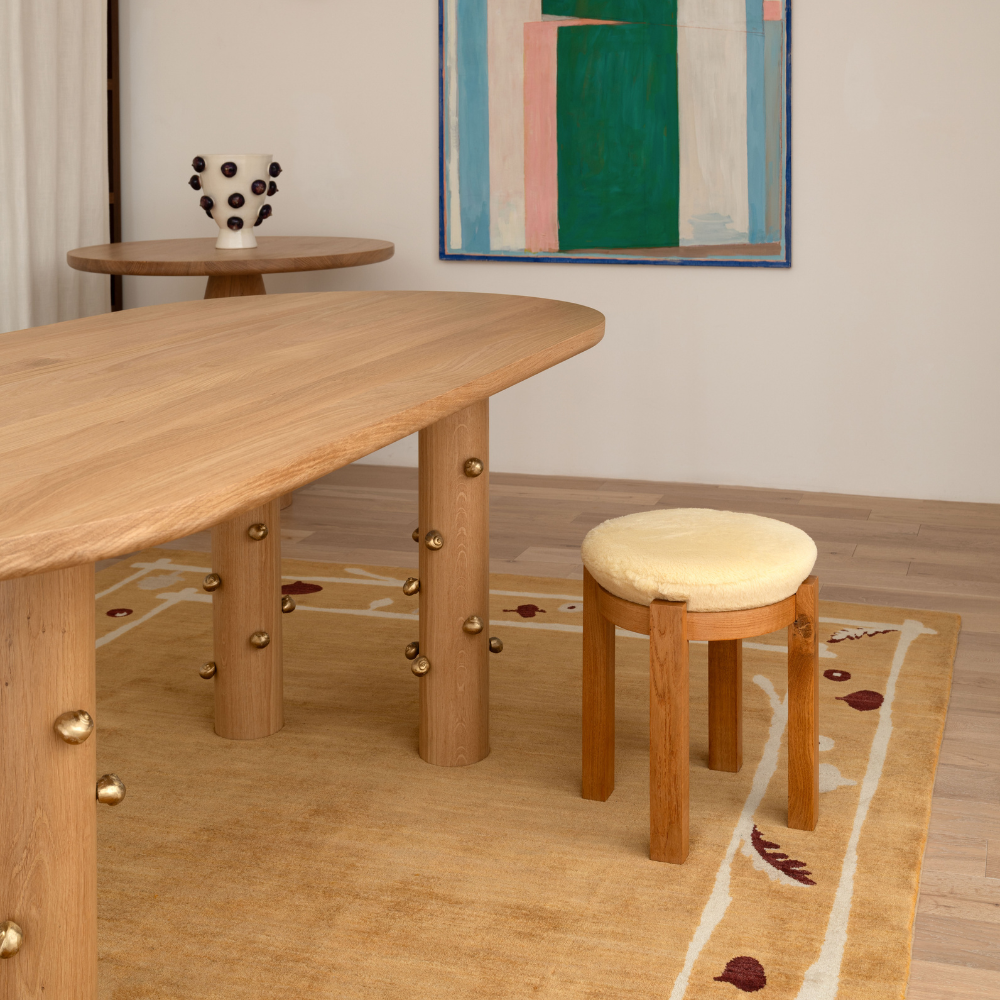 InvisibleCollection_Sarah_Chirazi_Margot_Dining_Table_Classico_Stool