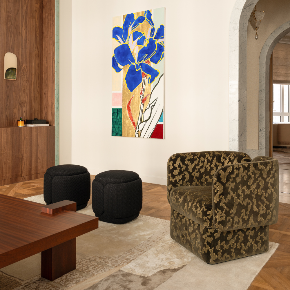 InvisibleCollection_DollyPouf_DollyArmchair