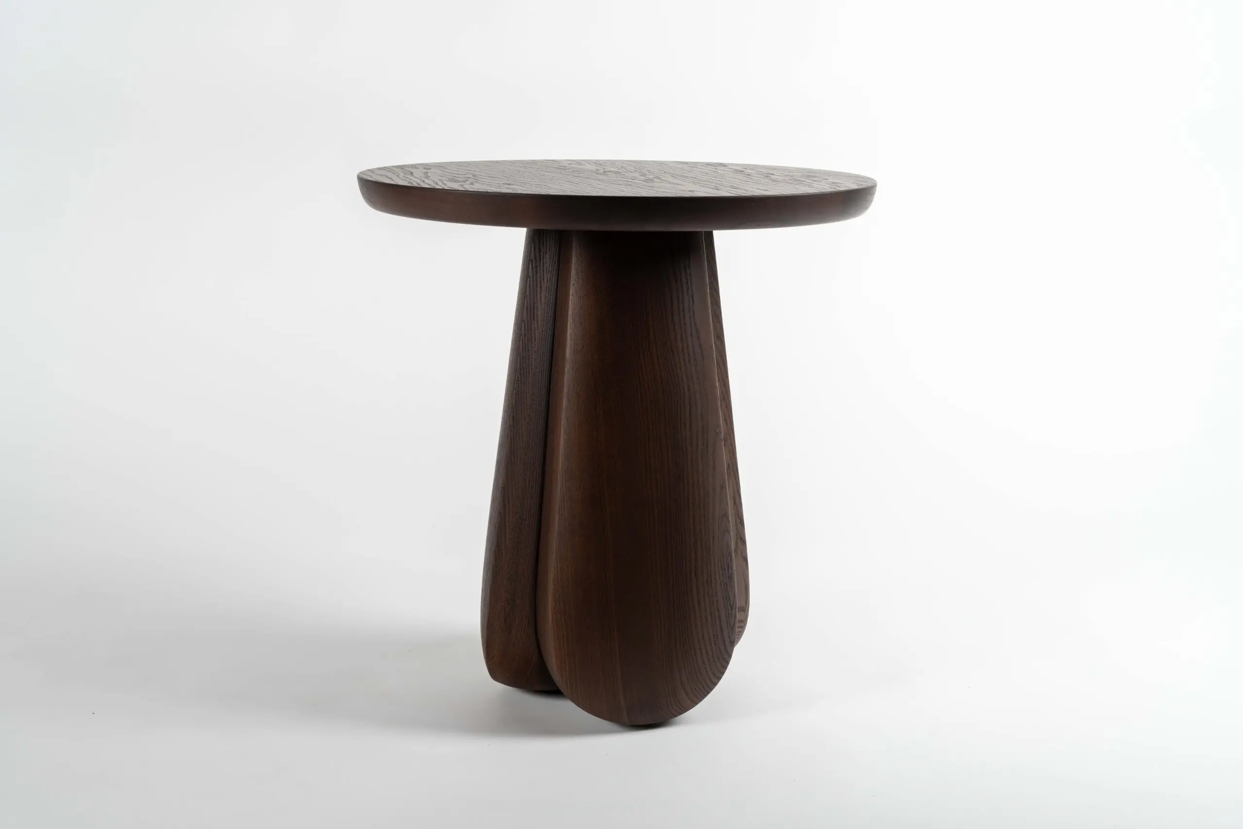 InvisibleCollection_EmmanuelLevetStenne_DressUpSideTableWood_1
