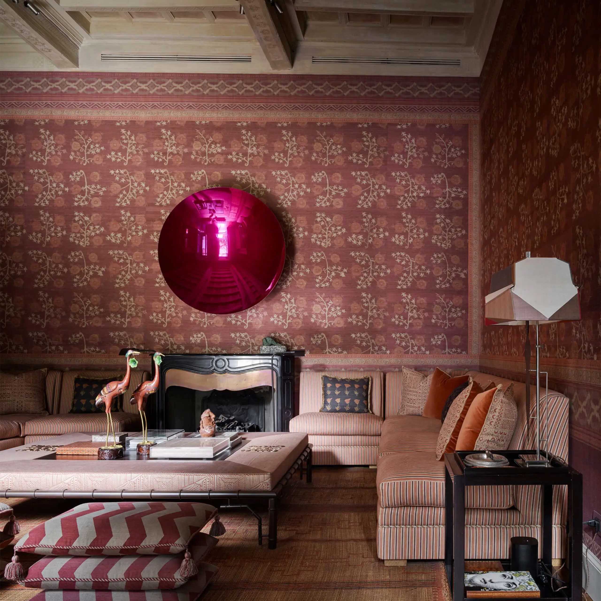 InvisibleCollection_DroulersArchitecture_JMLShapeSofa_DedarLilazCorallo_Hover