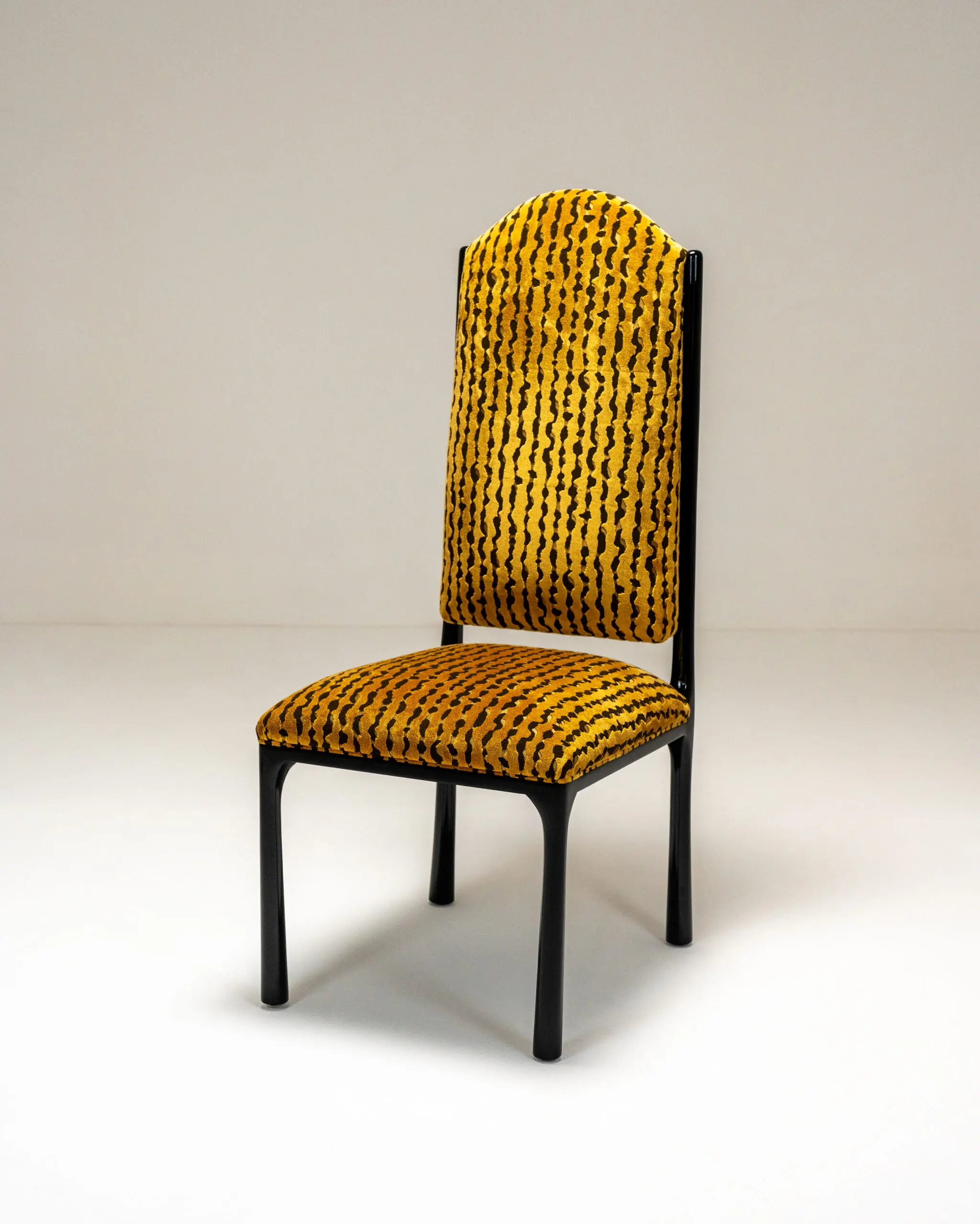 InvisibleCollection_MaisonLeleu_LongoChair_3