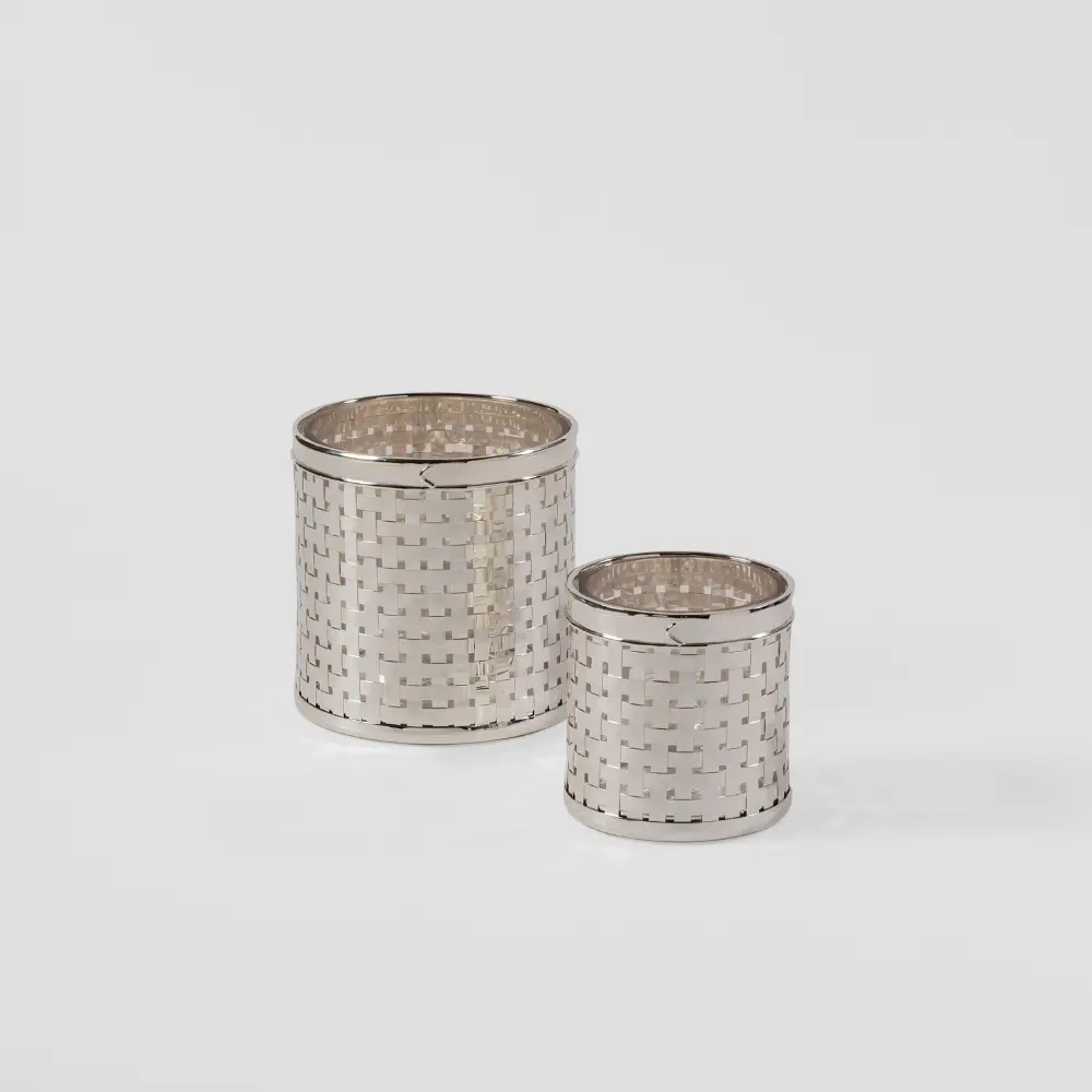 InvisibleCollection_Pinto_MetalTisséRoundVase_Hover