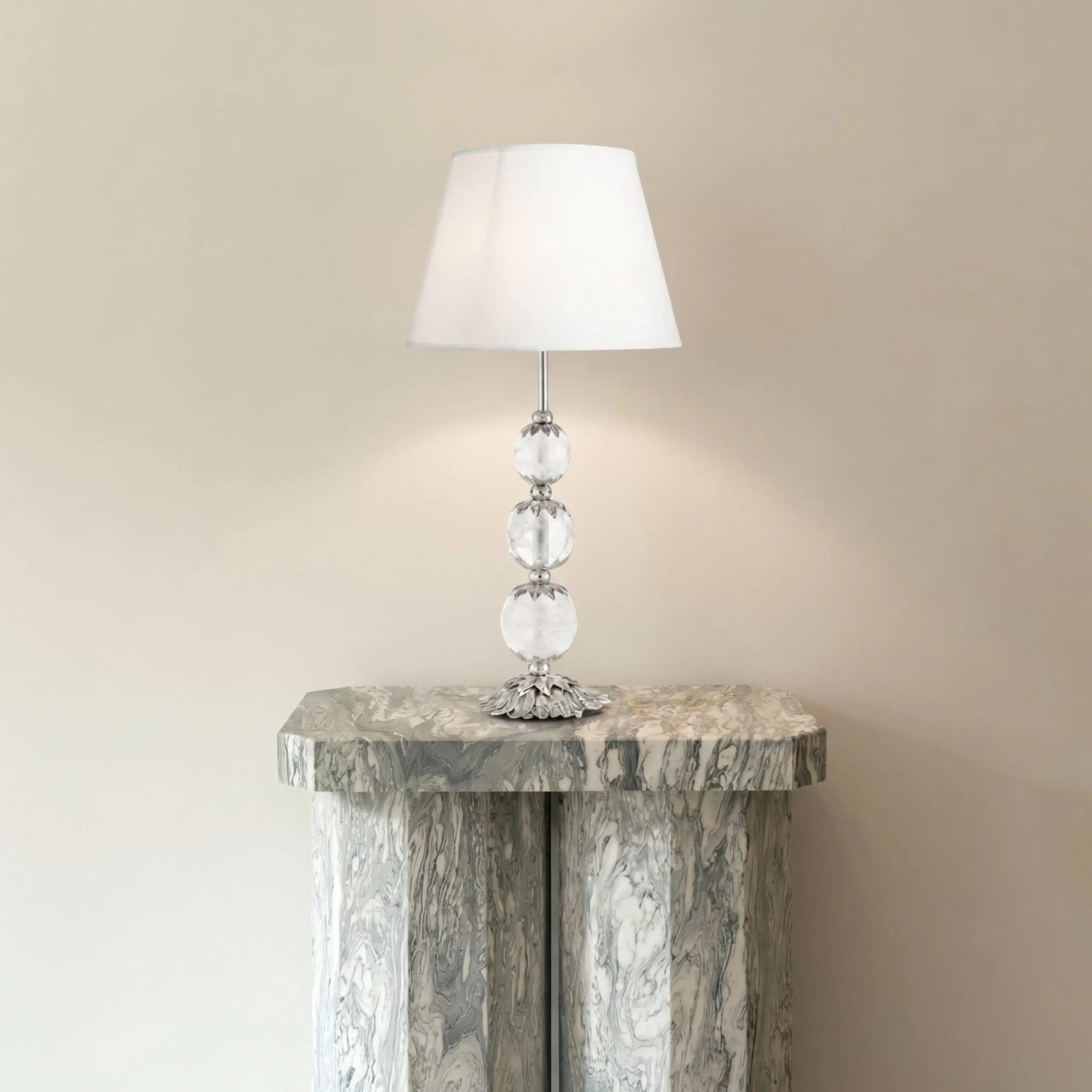 InvisibleCollection_Goossens_Stone_lamp_silver_Hover