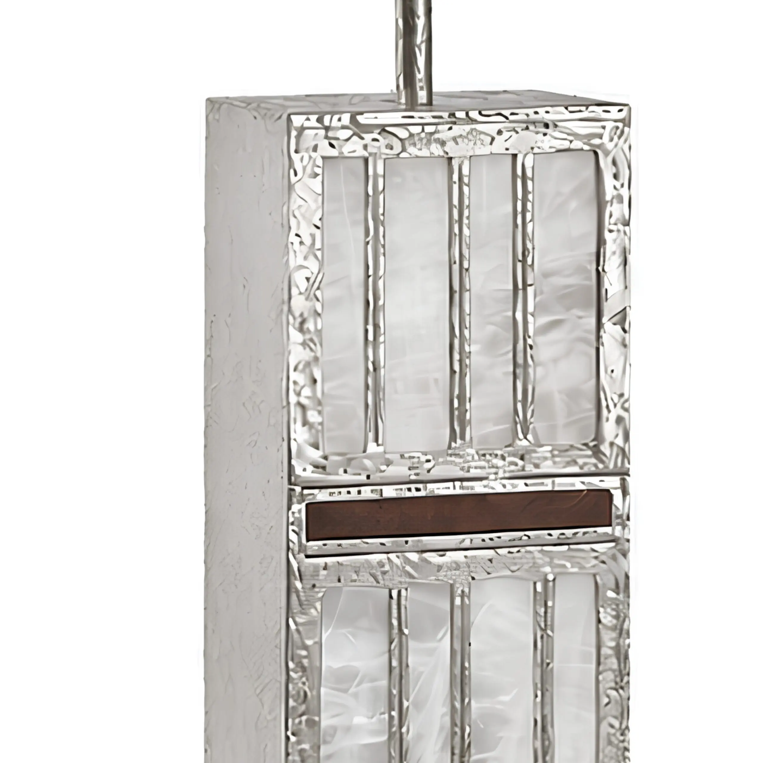 InvisibleCollection_Goossens_Ultralux_lamp_silver_CloseUp