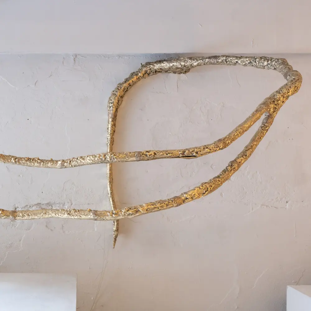 InvisibleCollection_GustavoNeves_EstherSculpturalPendant_Hover