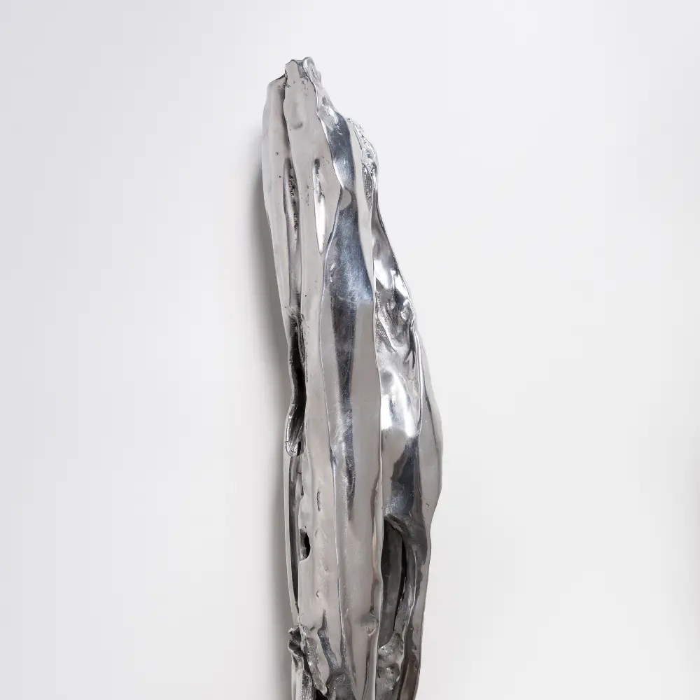 InvisibleCollection_GustavoNeves_OrganicWallLightI_Hover