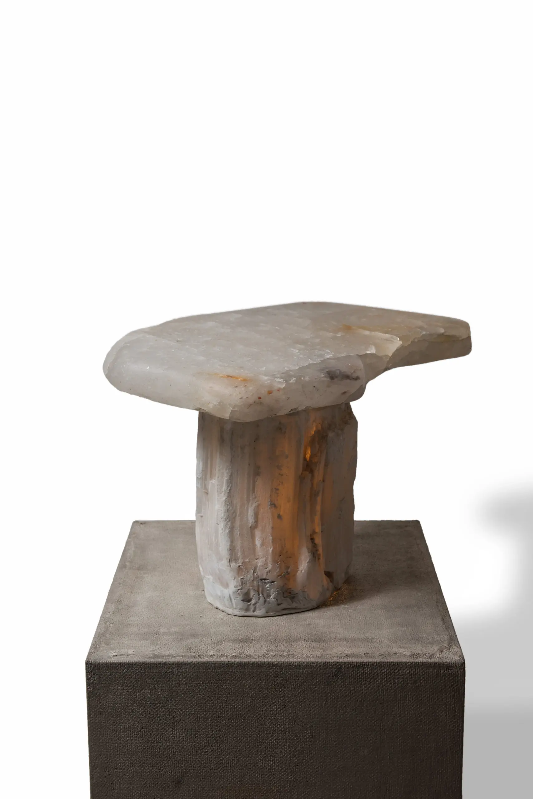 InvisibleCollection_GustavoNeves_Ruedas side table photo 5