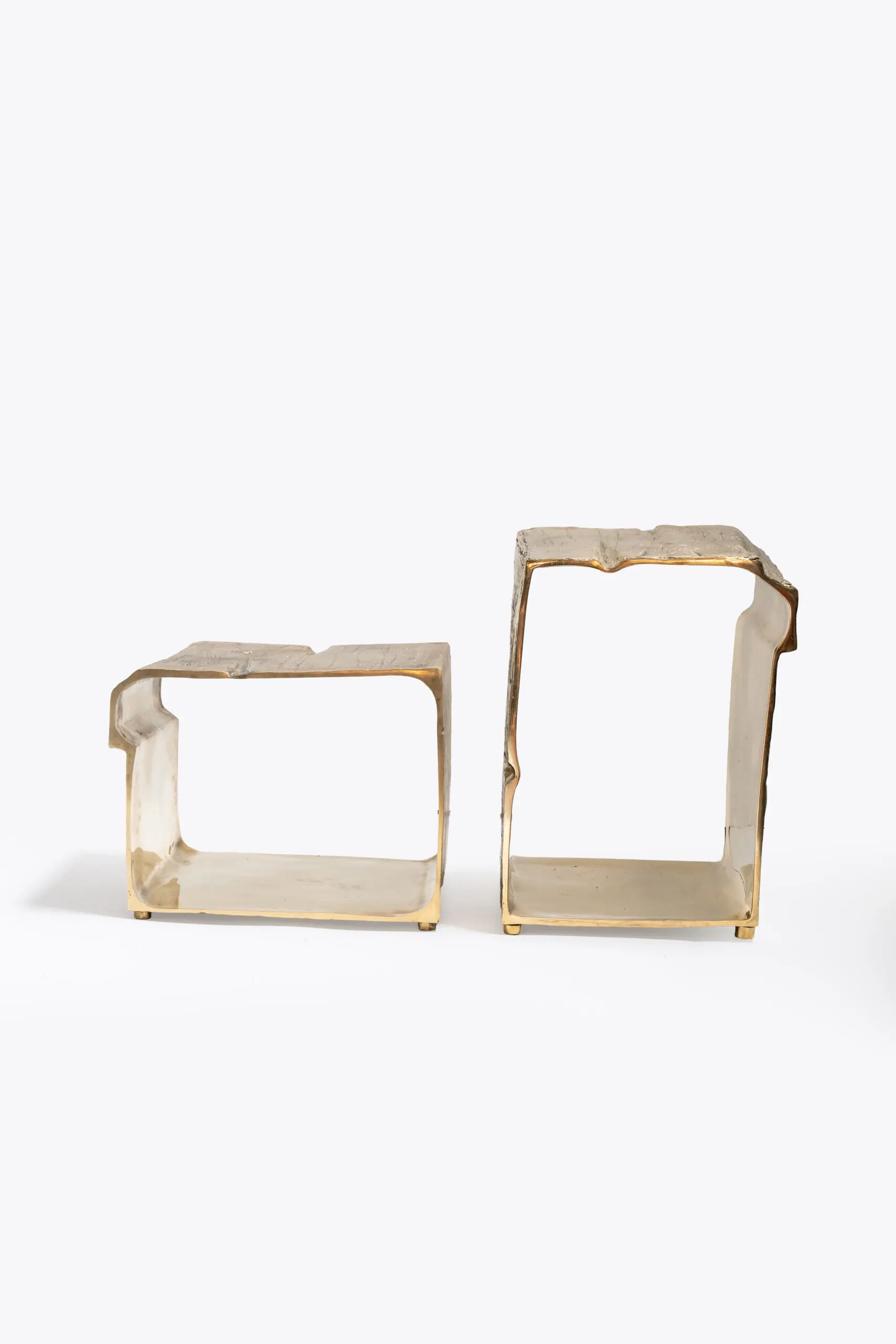 InvisibleCollection_GustavoNeves_Tao I and Tao II side tables photo 3