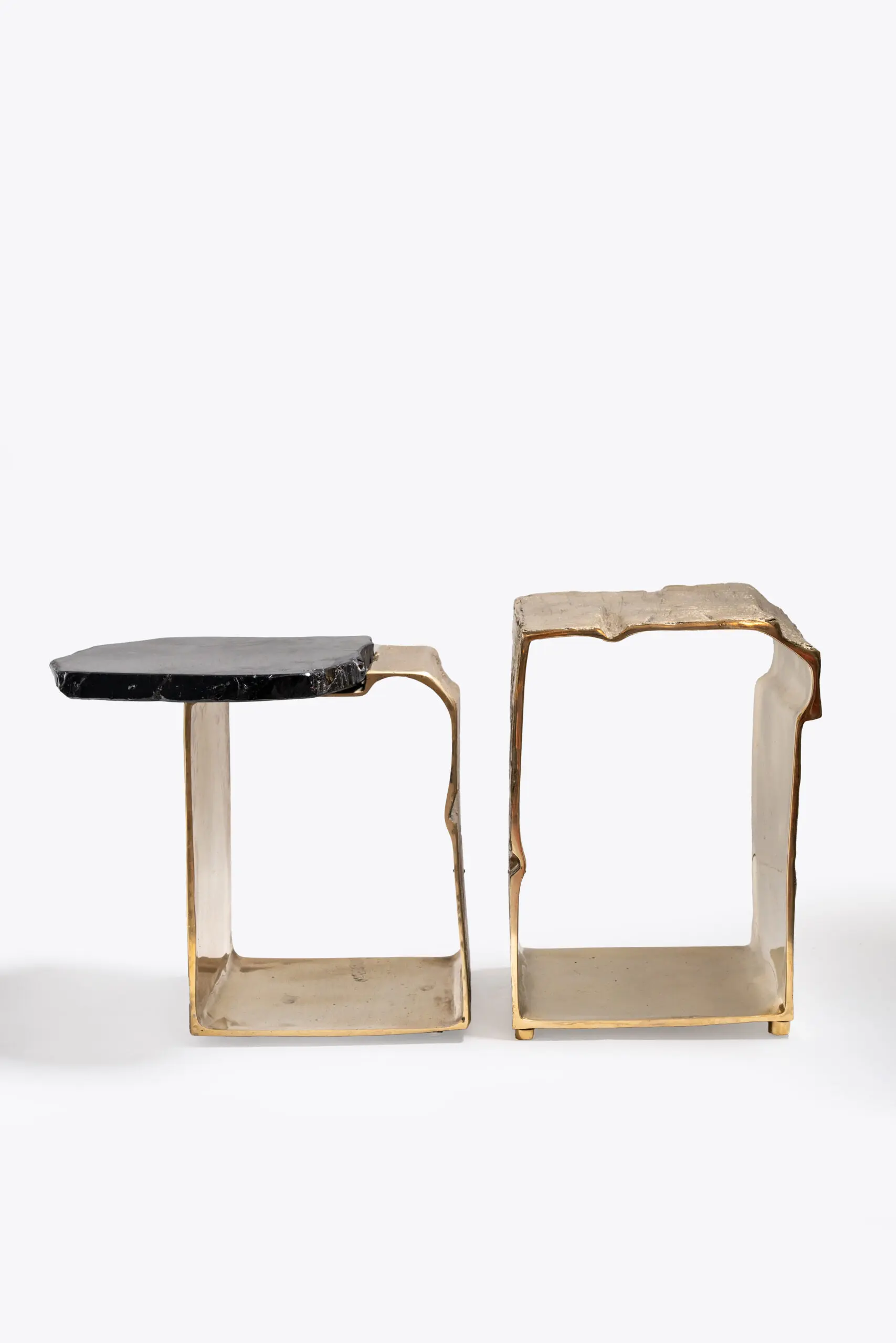 InvisibleCollection_GustavoNeves_Tao II with black crystal and Tao II photo 3