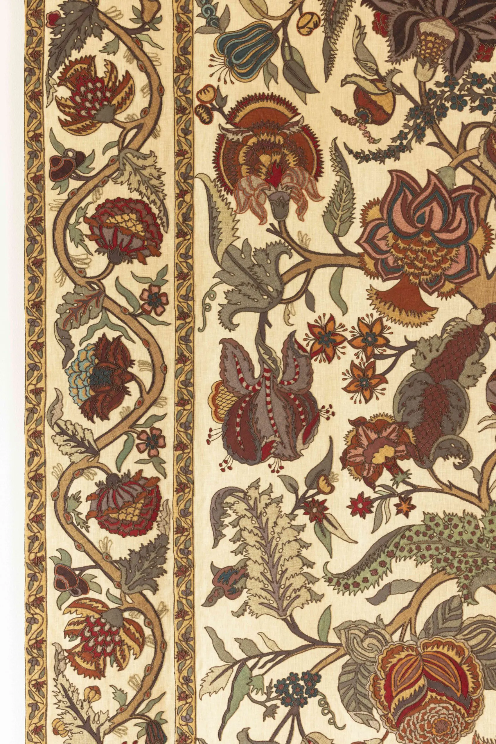InvisibleCollection_HouseOfKandadu_Shalimar_Detail_3