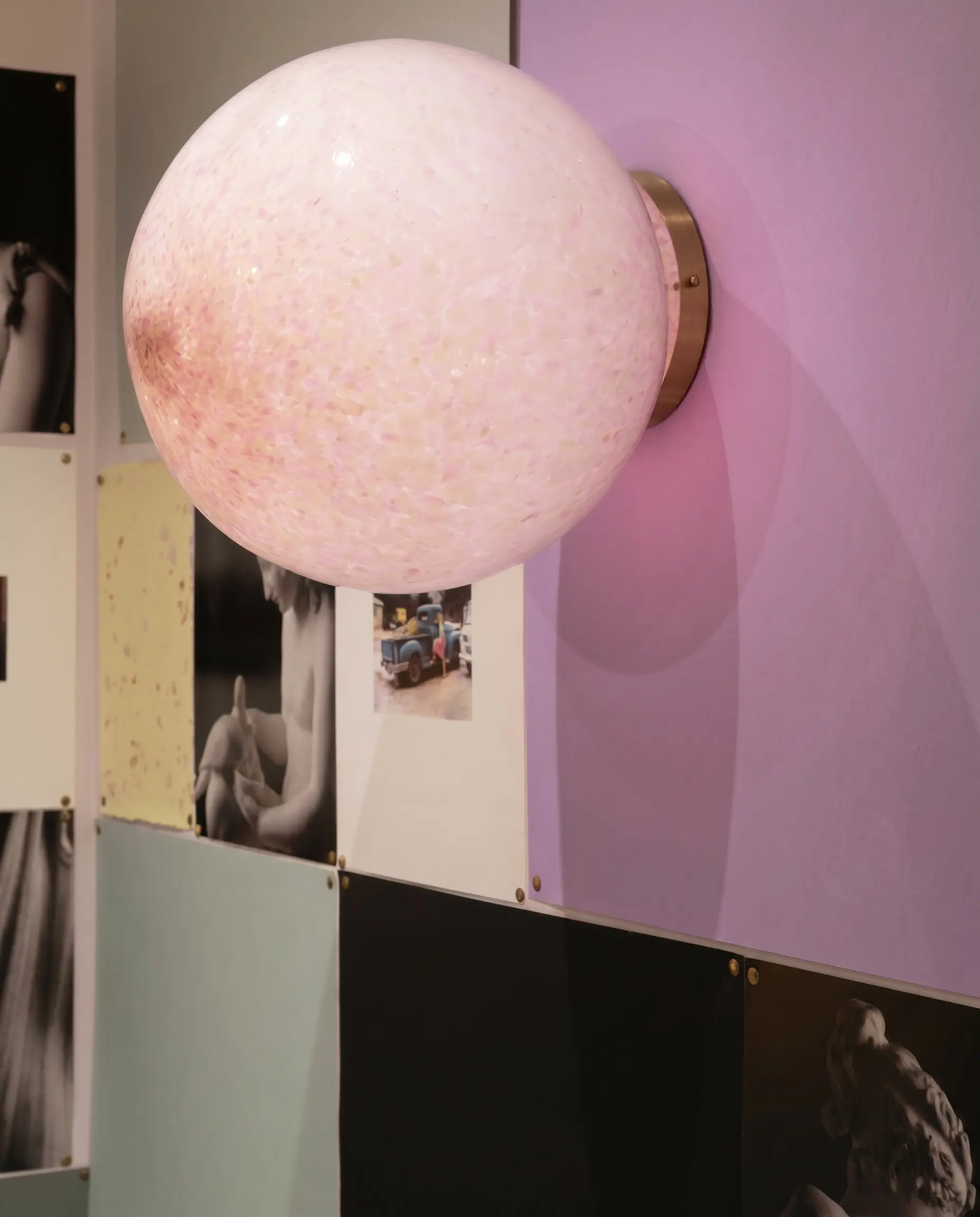 InvisibleCollection_PierreGonalons_InSitu_KingSunWallLamp_3