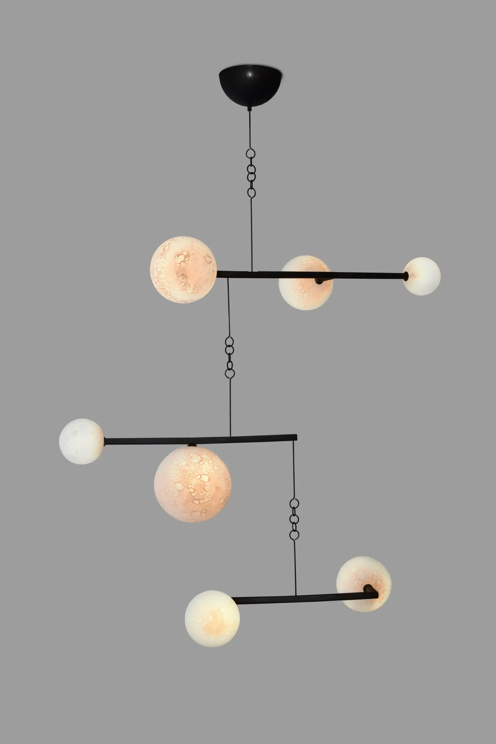 InvisibleCollection_SemeurDetoiles_LunesMobileChandelier_Medium_2