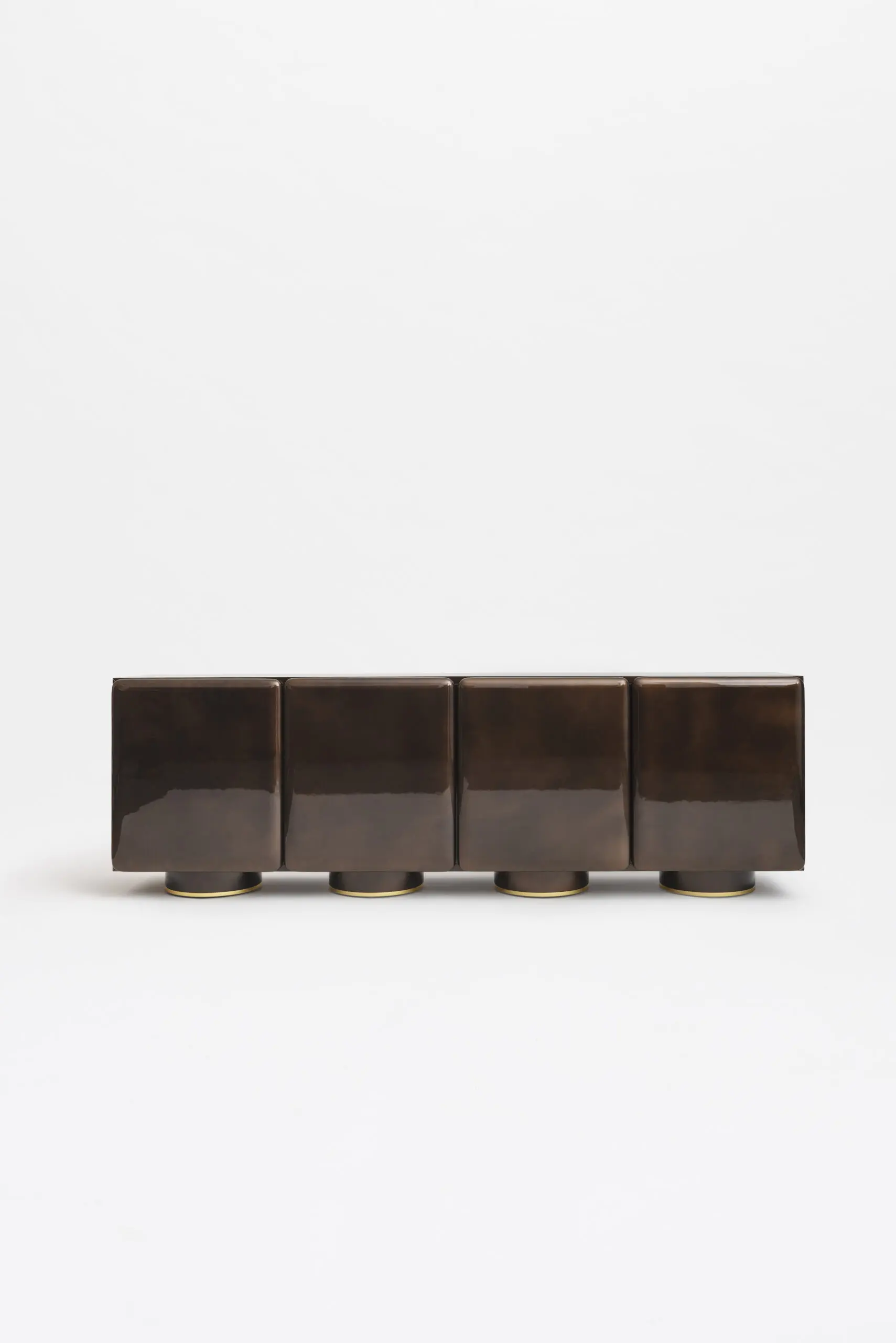 InvisibleCollection_SimonCabrol_BooBuffet4Doors_1