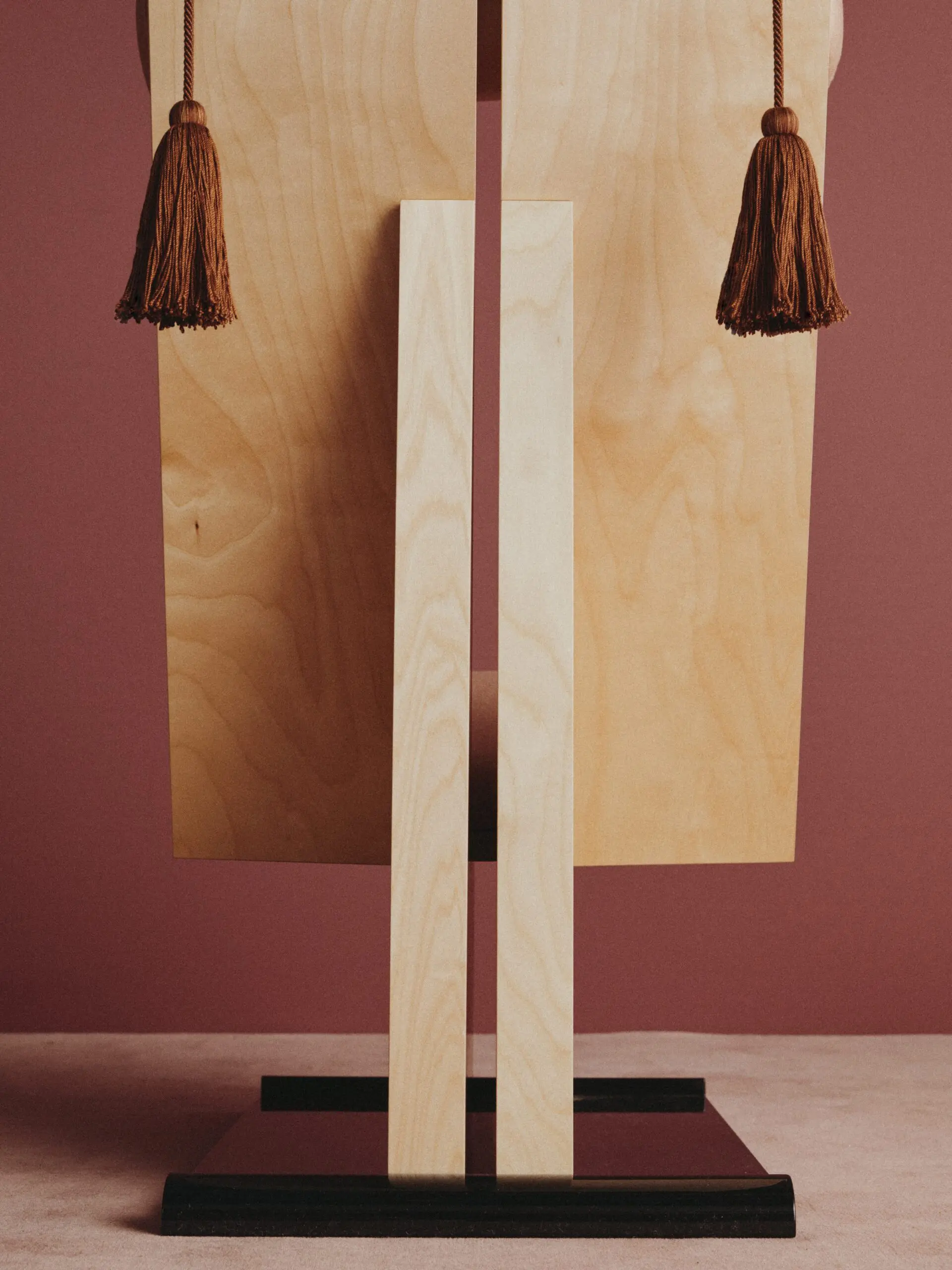 InvisibleCollection_HauvetteMadani_LaVeilleeChair_2