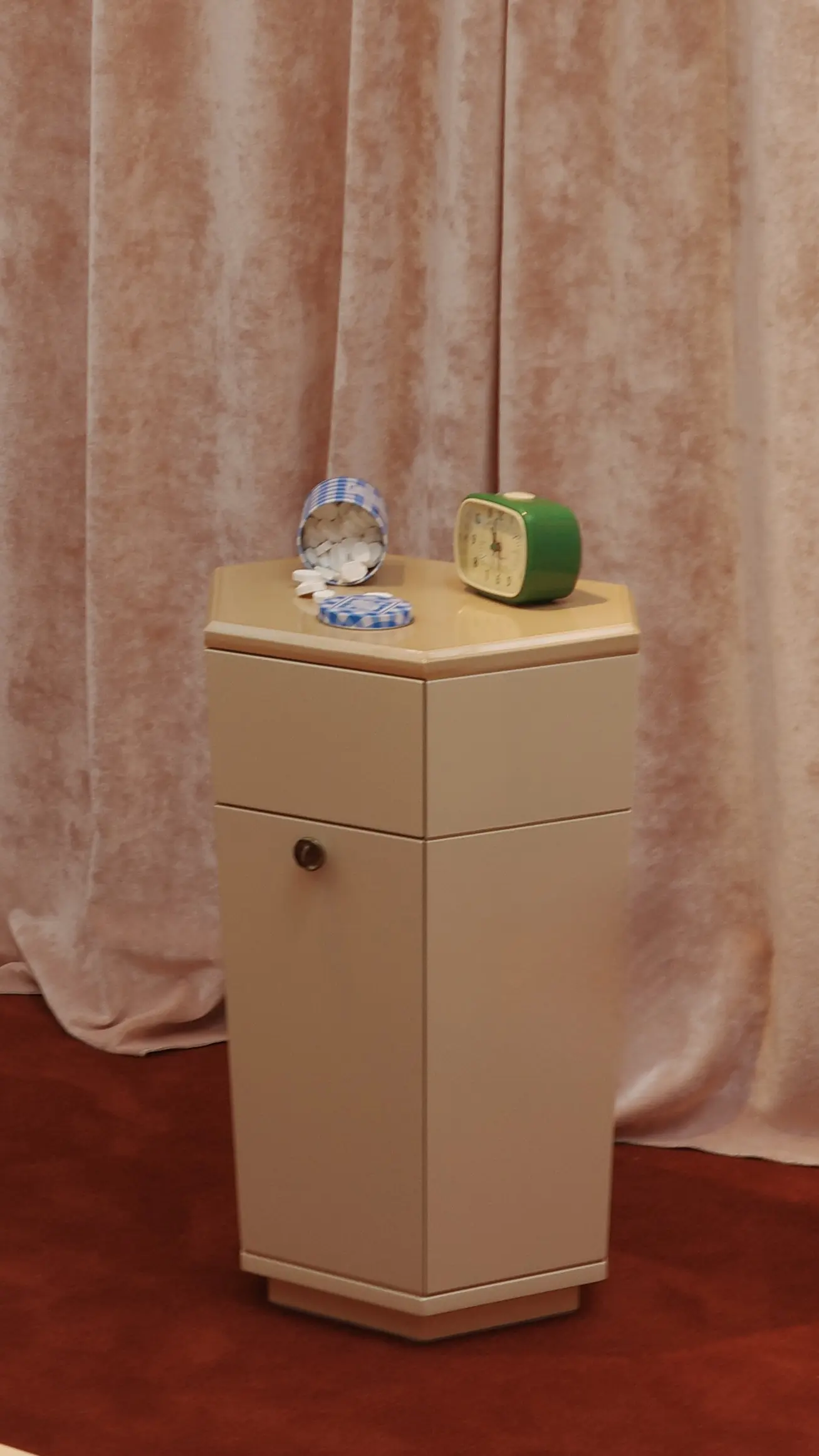 InvisibleCollection_HauvetteMadani_LeCouchantSideTable_1