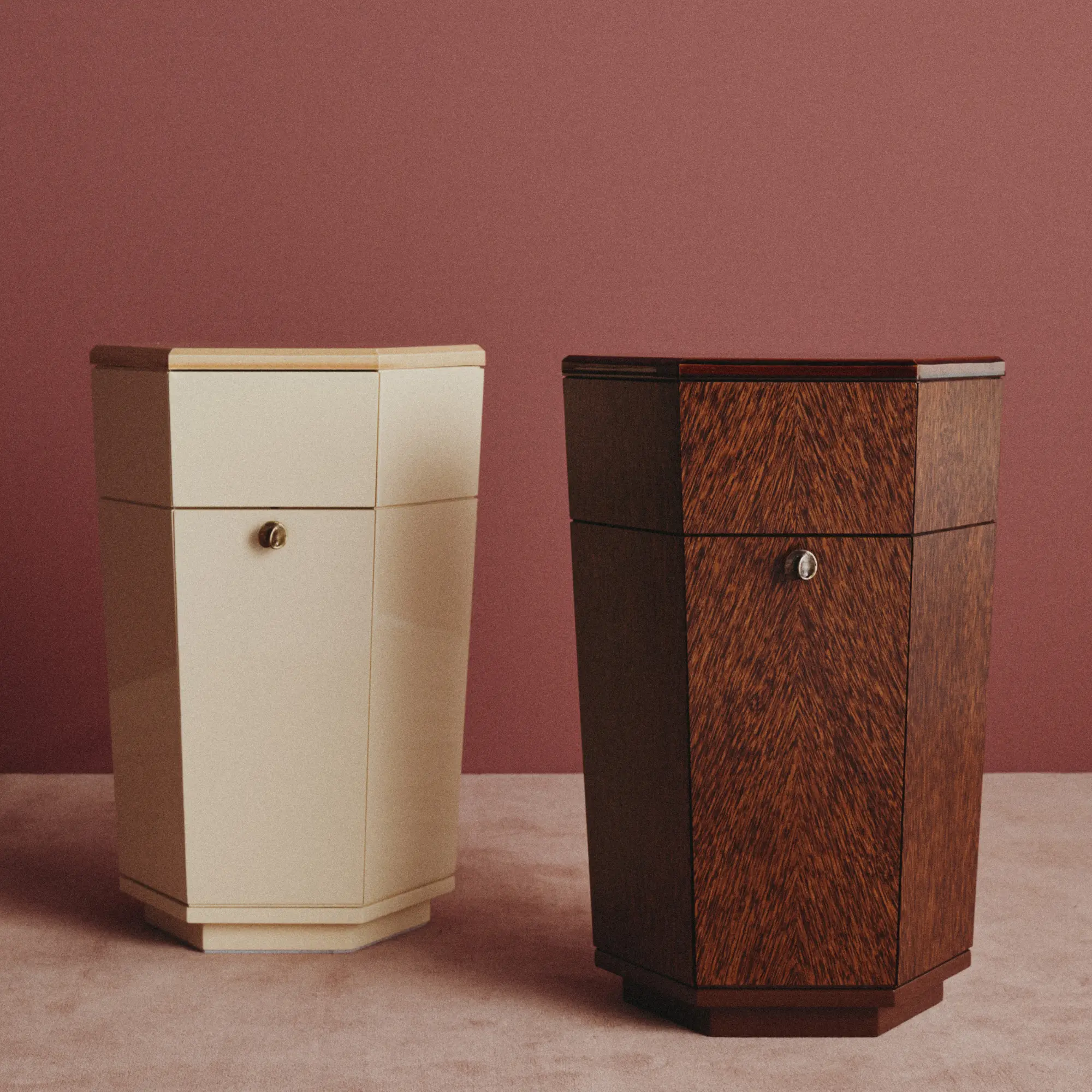 InvisibleCollection_HauvetteMadani_LeCouchantSideTable_Hover